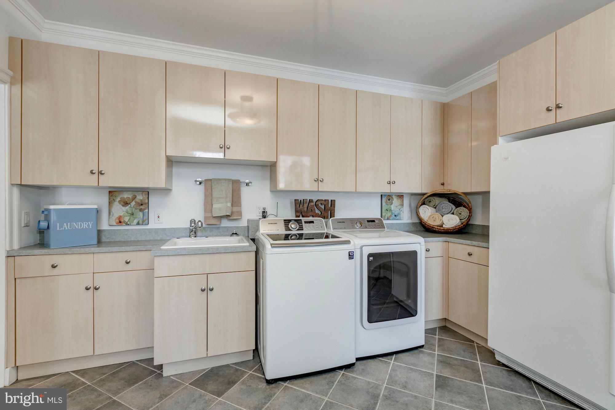 BEACH MILL ESTATES - Residential