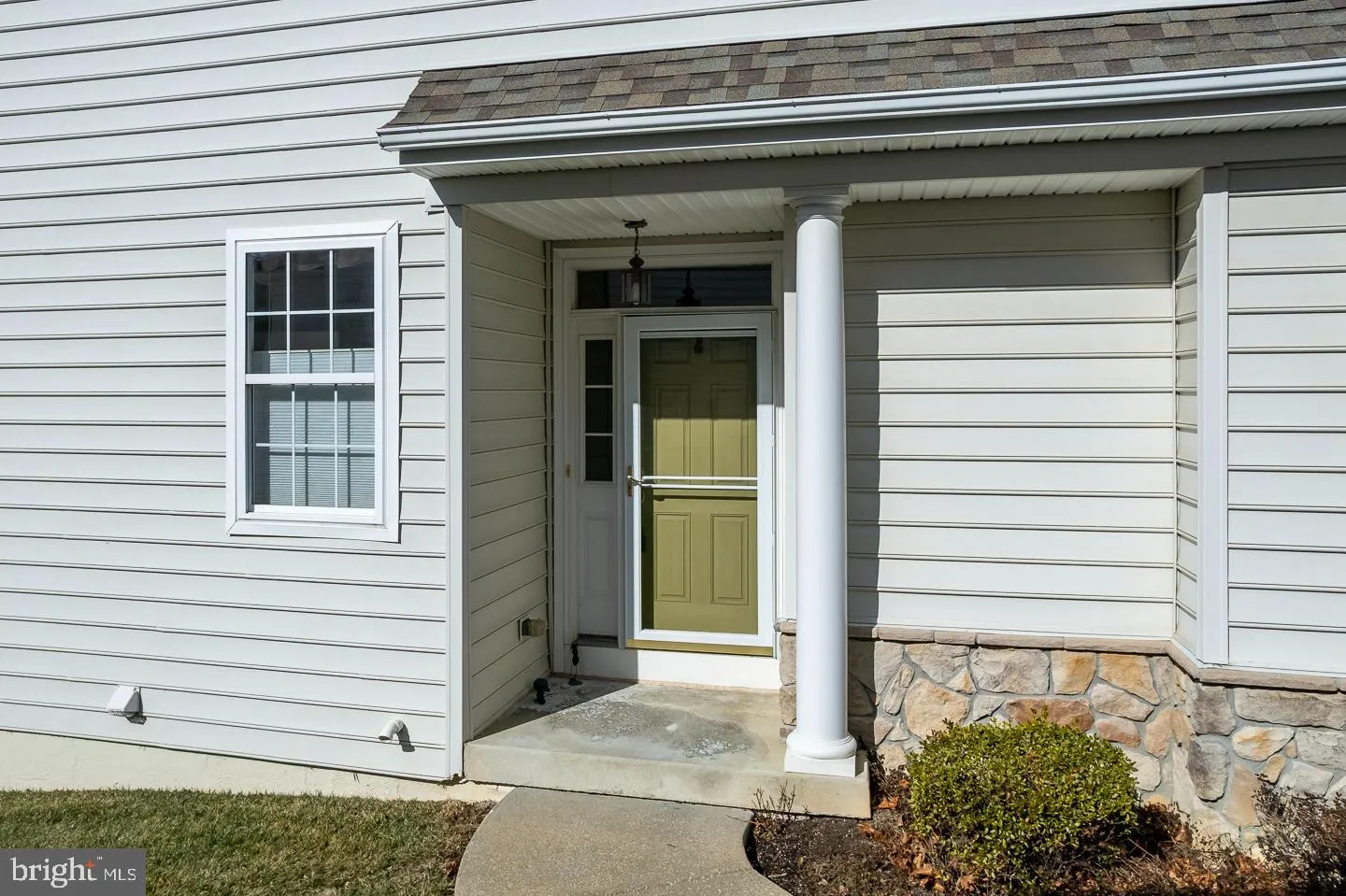 West Grove, Pennsylvania 19390, United States, 2 Bedrooms Bedrooms, ,2 BathroomsBathrooms,Residential,Pending,7274