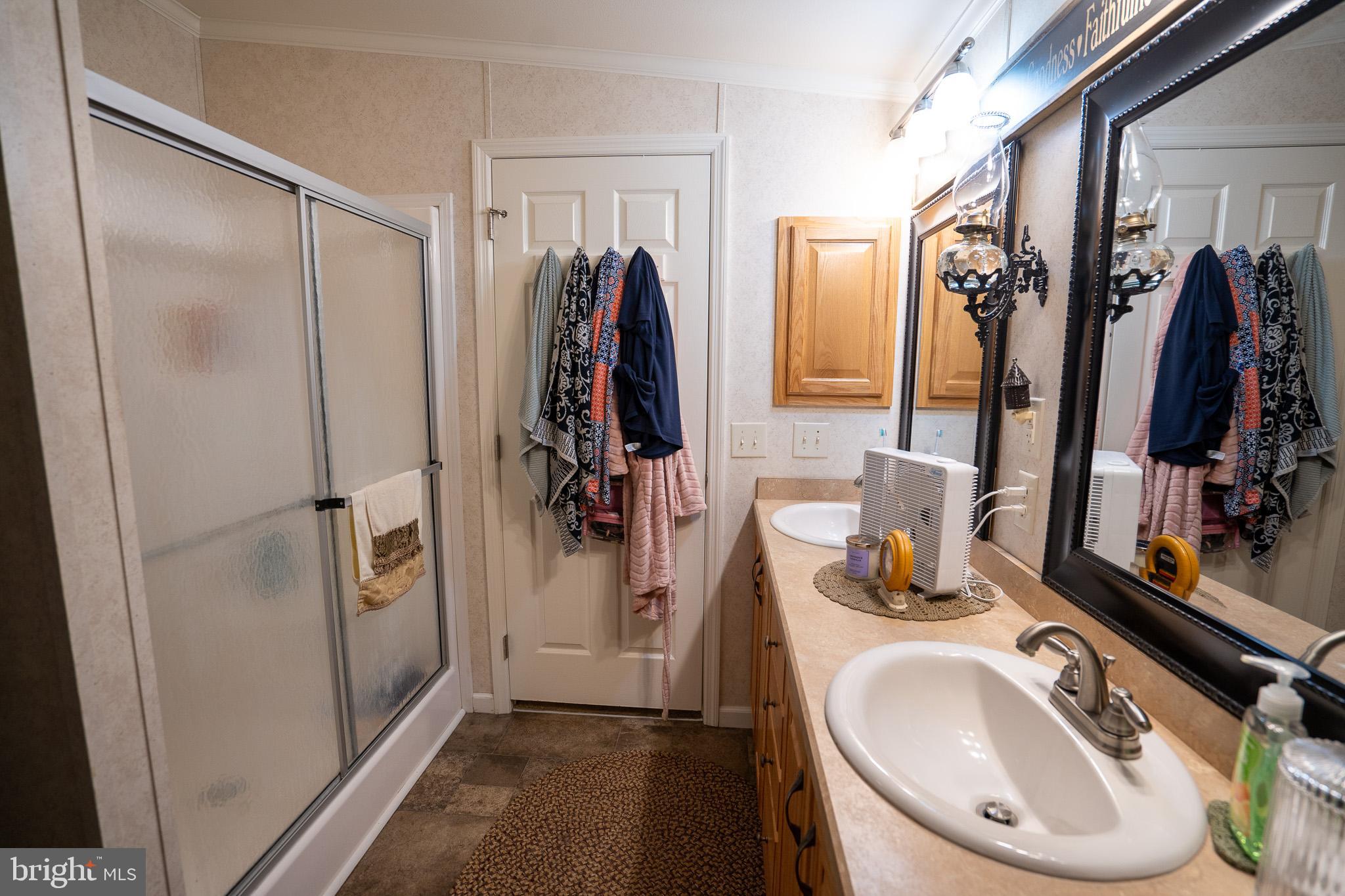 RIDGEWOOD MANOR MHP - Residential