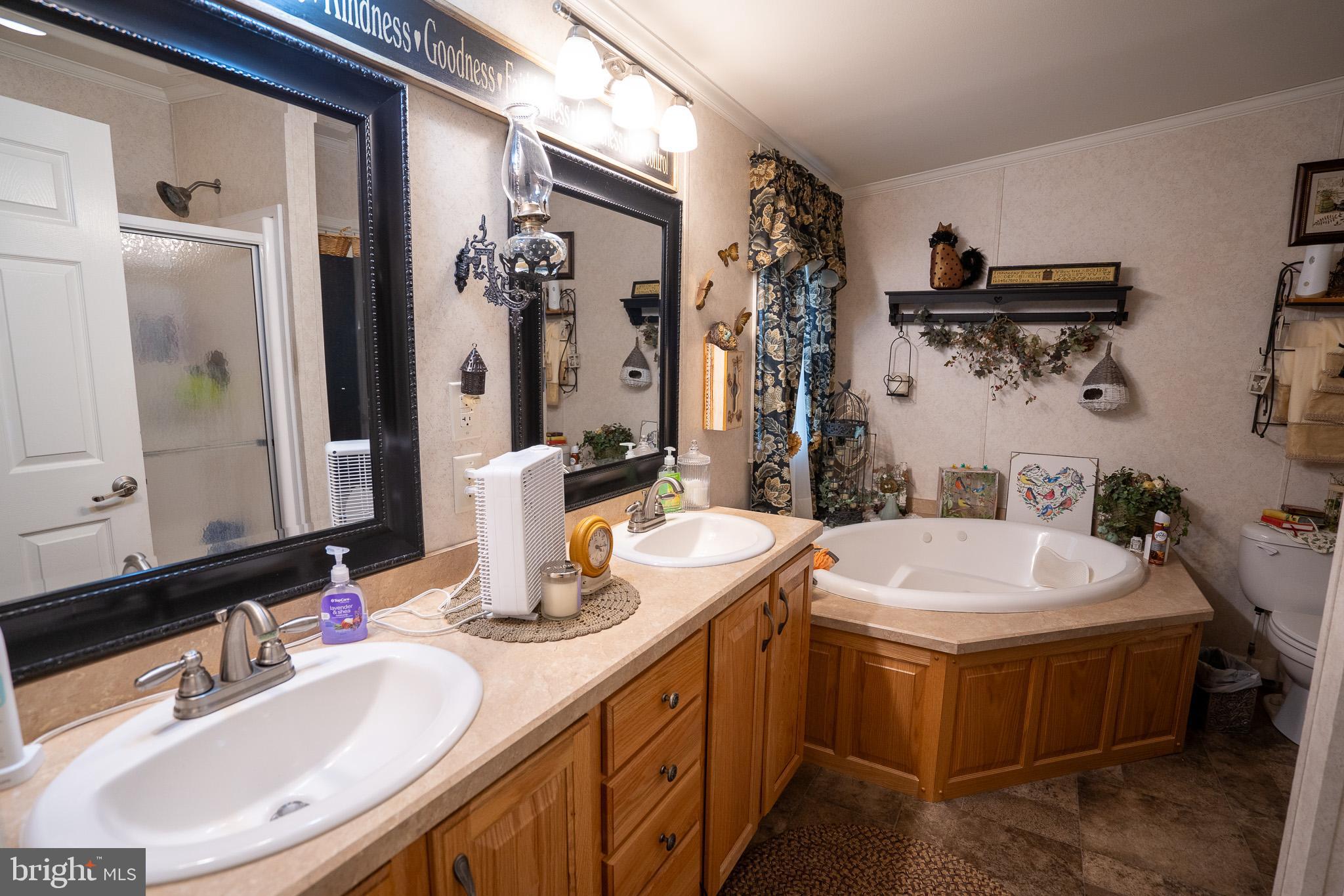 RIDGEWOOD MANOR MHP - Residential