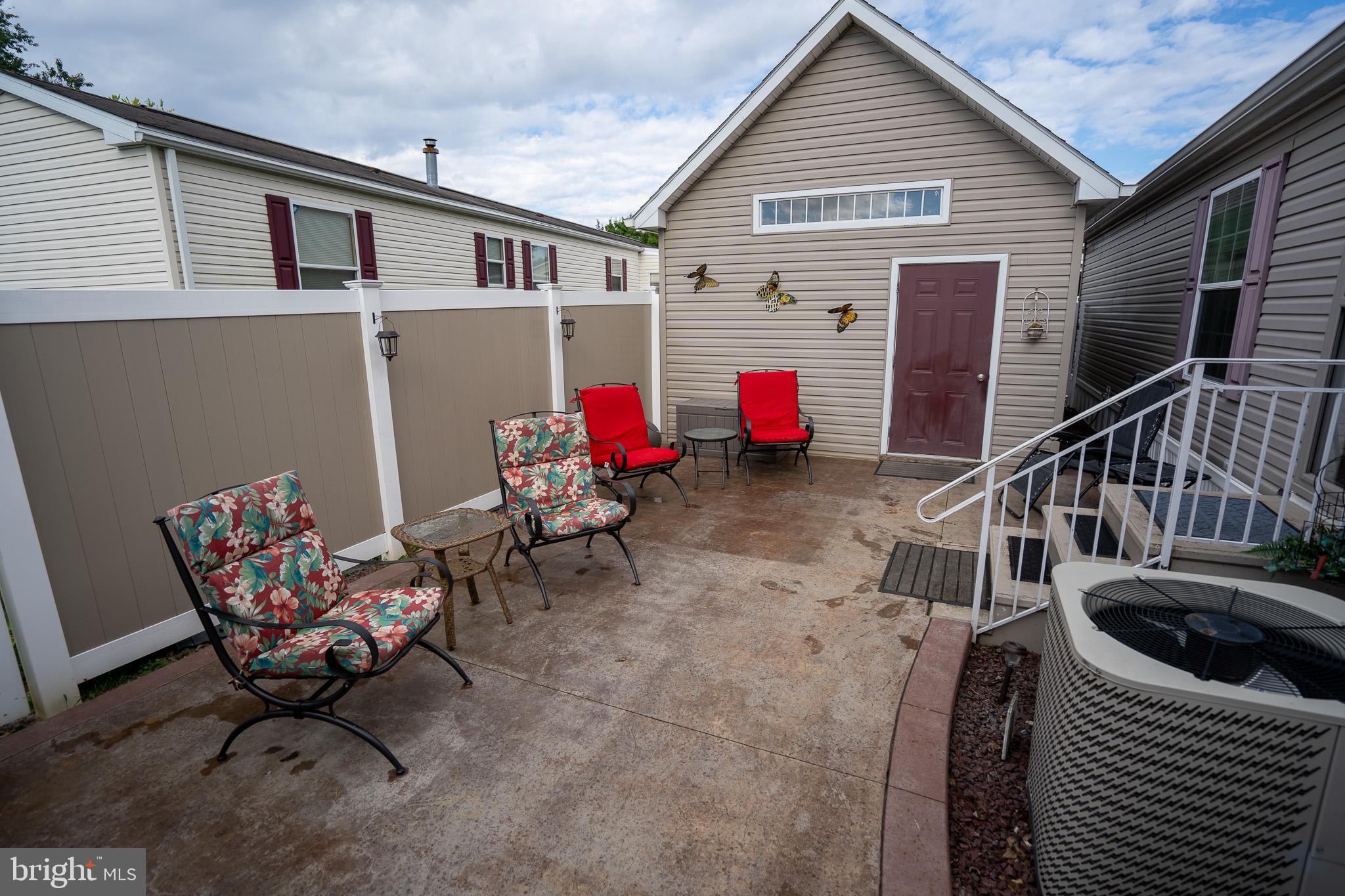 RIDGEWOOD MANOR MHP - Residential