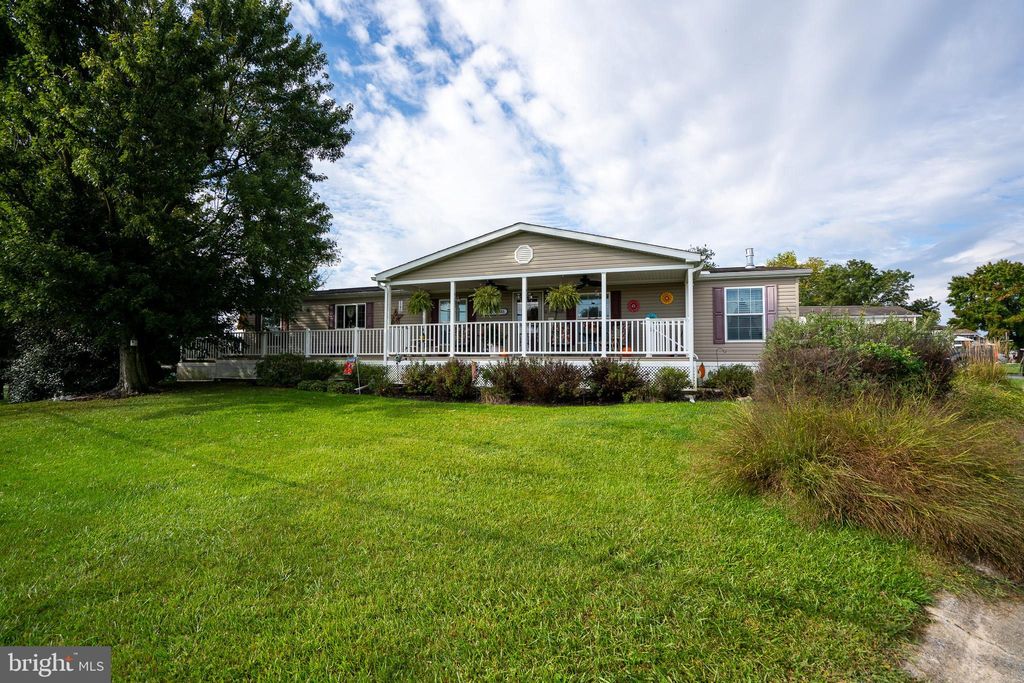 Photo of 133 Ridgewood Manor, MANHEIM, PA 17545 (MLS # PALA2077084)