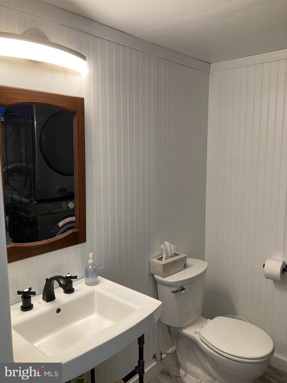 LEISURE WORLD - Residential