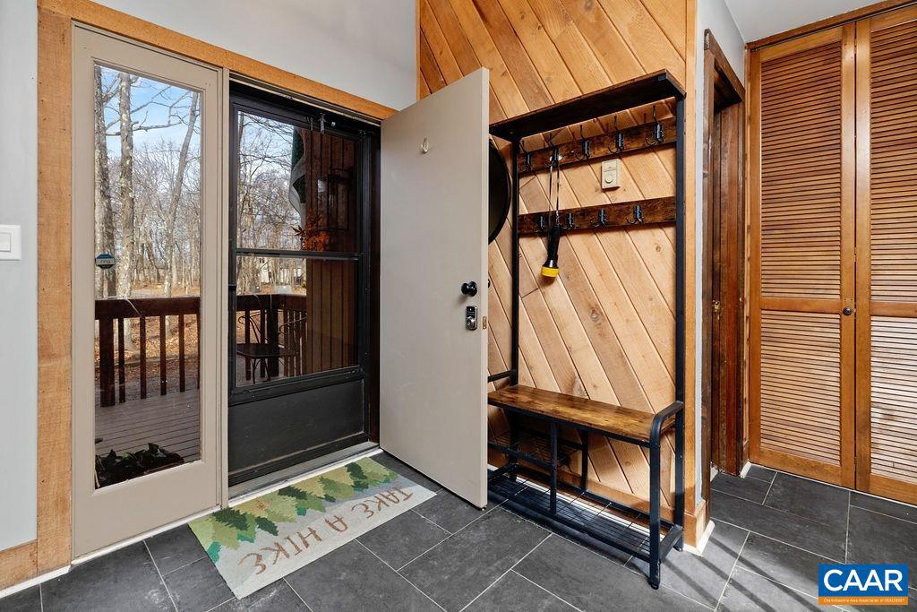 WINTERGREEN RESORT - Residential