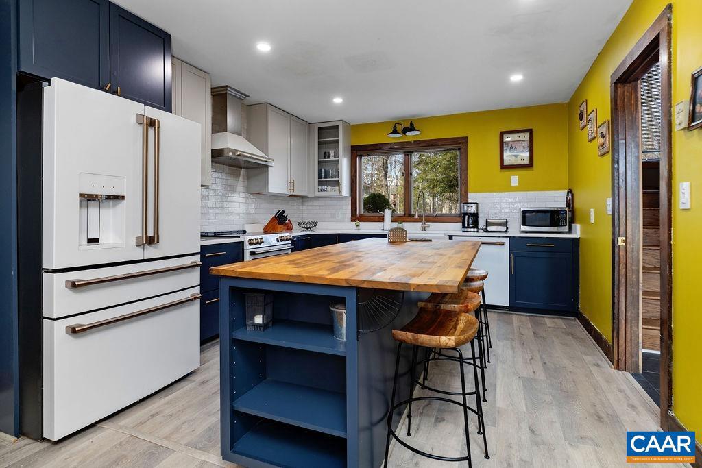 WINTERGREEN RESORT - Residential