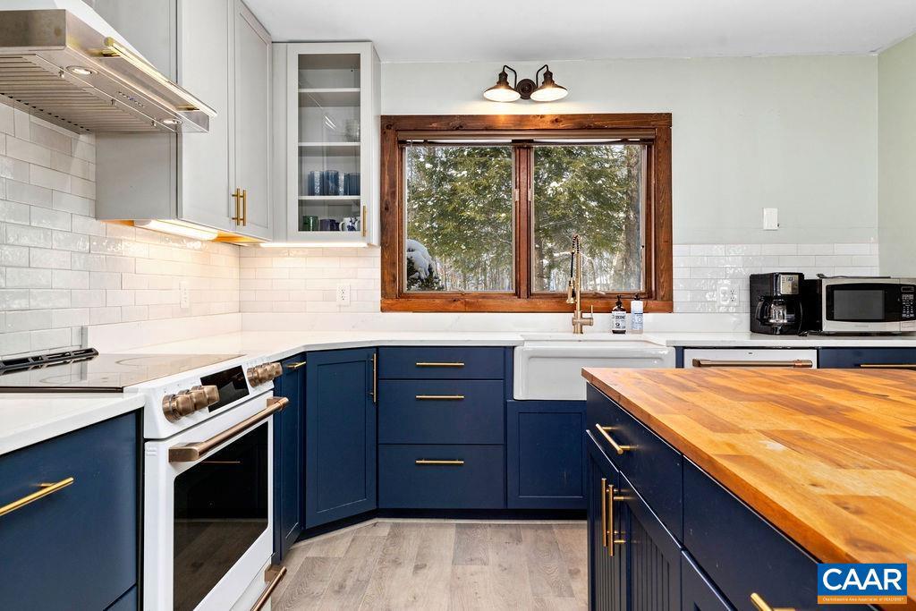 WINTERGREEN RESORT - Residential