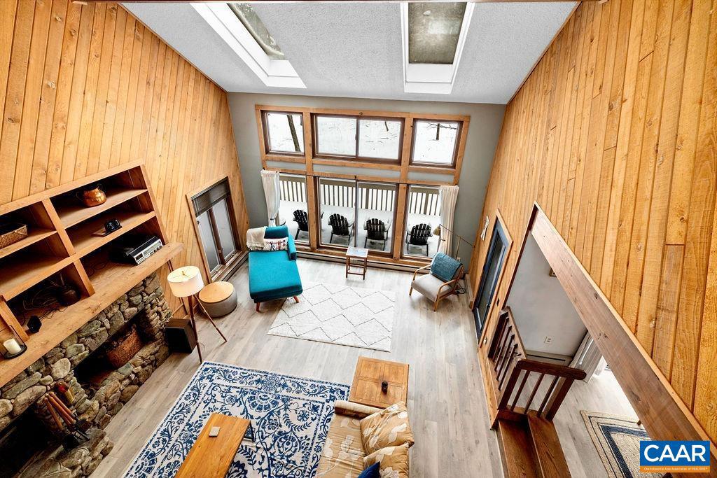 WINTERGREEN RESORT - Residential