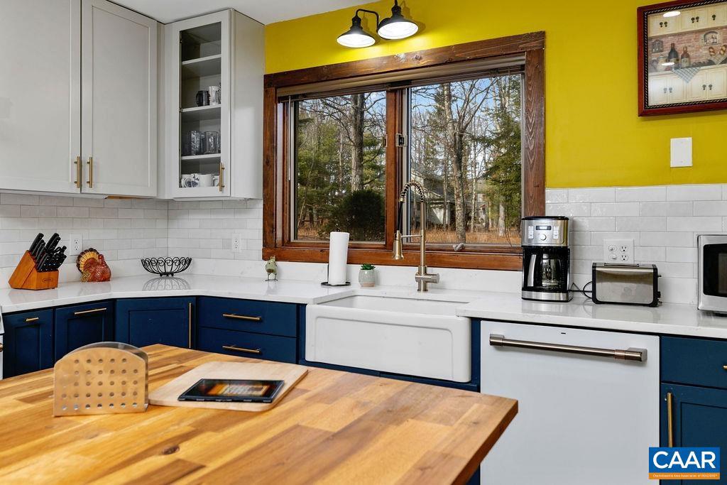 WINTERGREEN RESORT - Residential