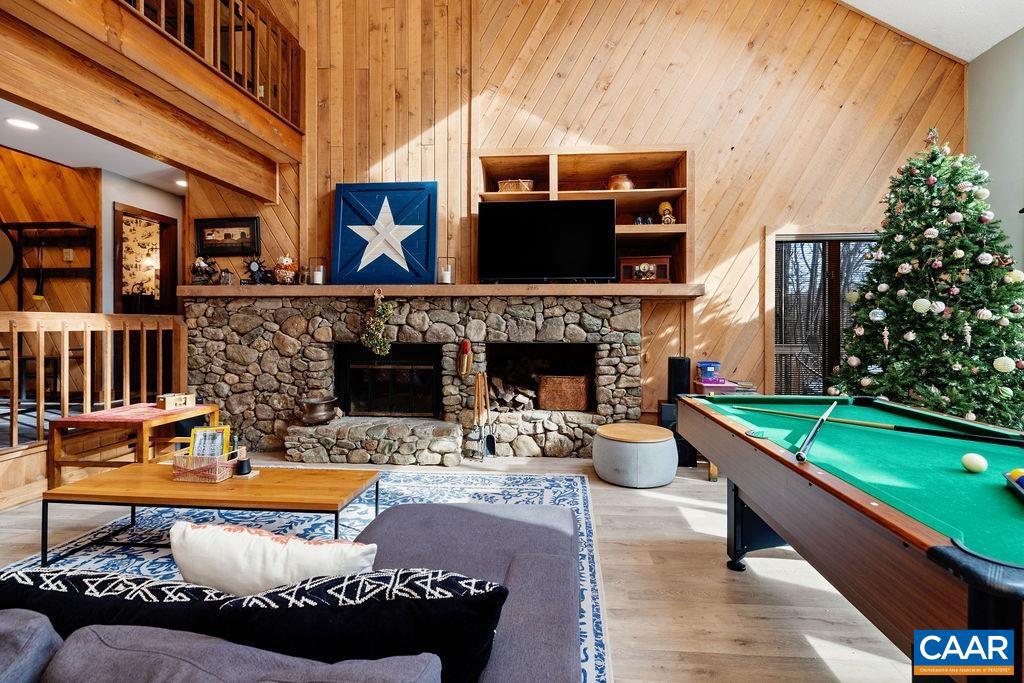 WINTERGREEN RESORT - Residential