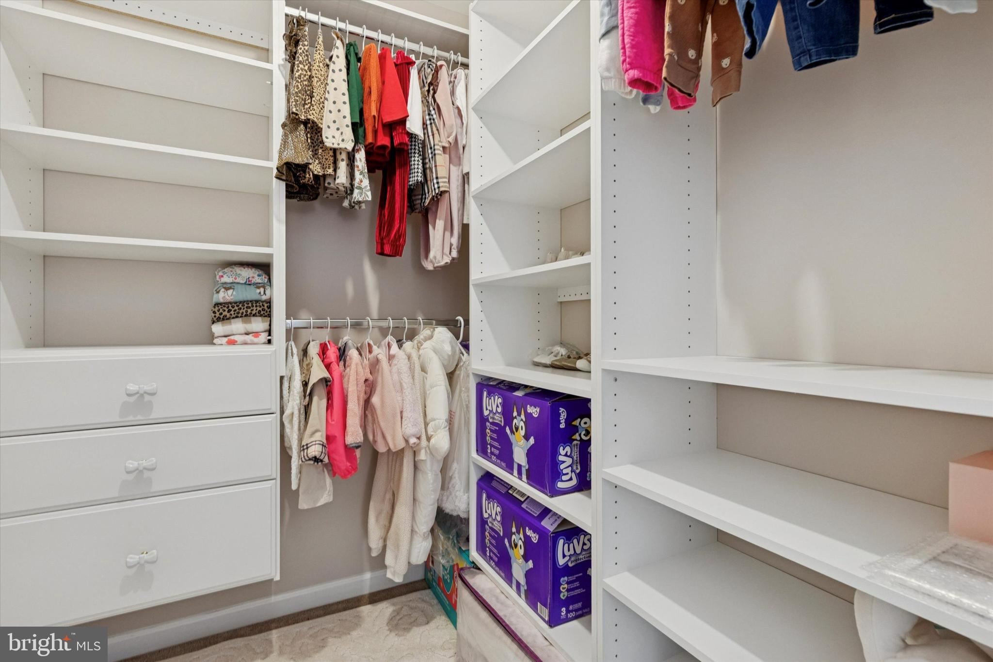 CARRIAGE HILL - Residential