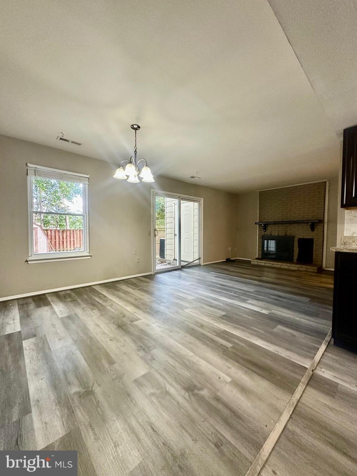 WAKEFIELD - Residential