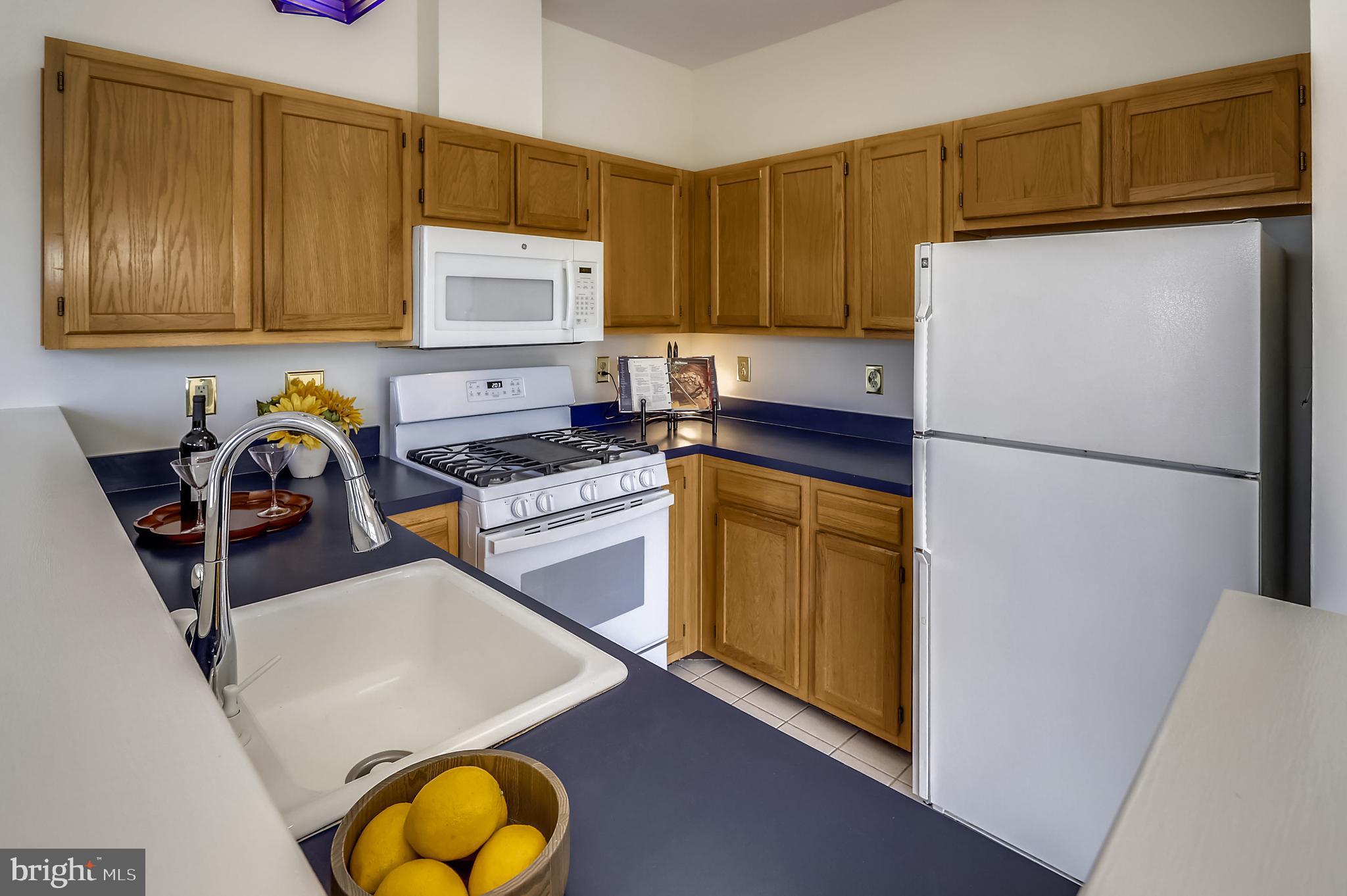 CROFTON VILLAGE - Residential Lease