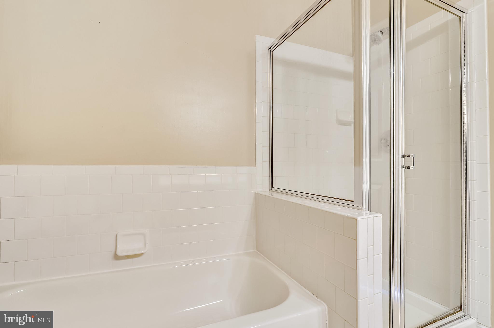 CROFTON VILLAGE - Residential Lease