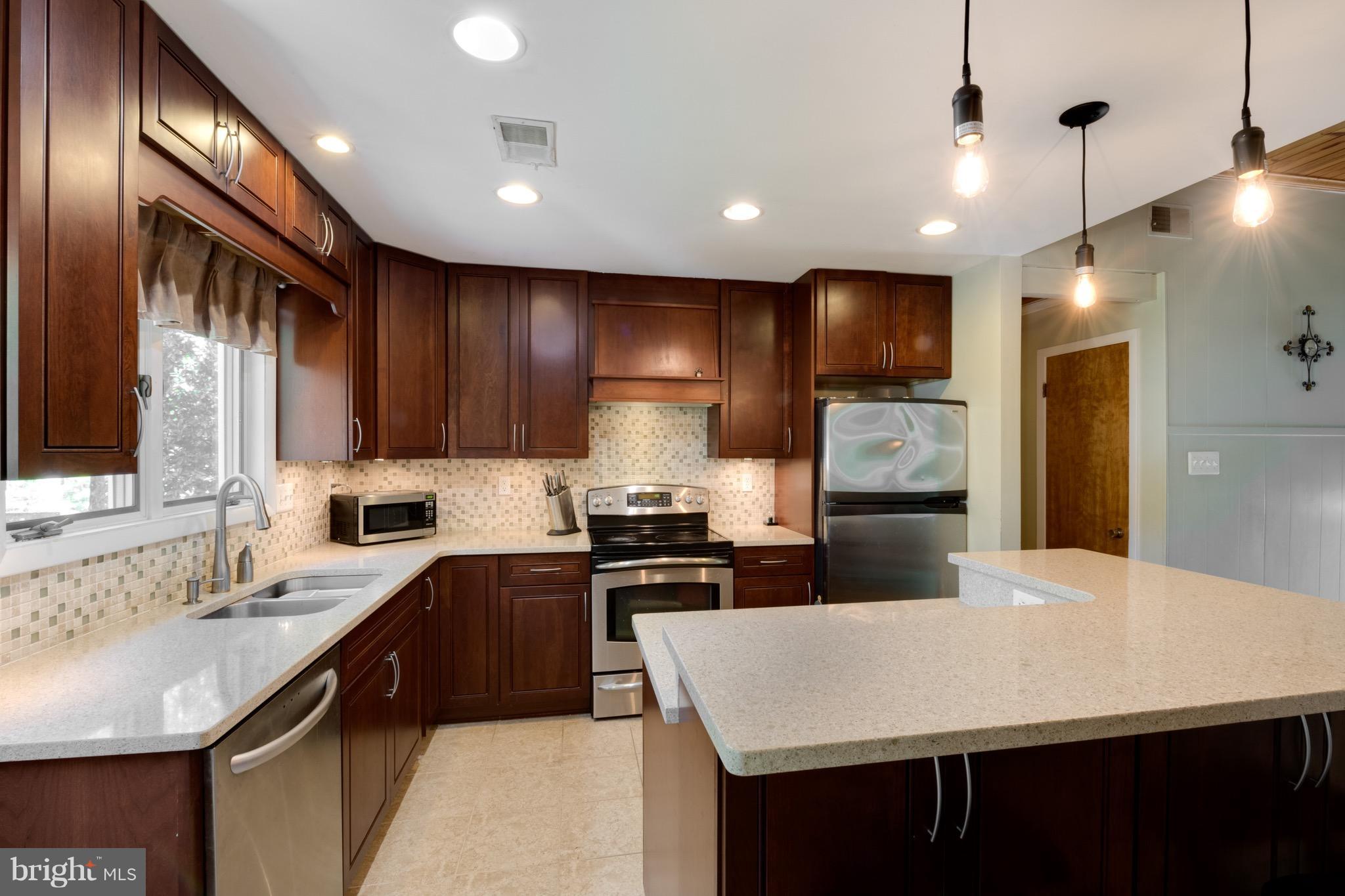 LOCH HAVEN BEACH - Residential