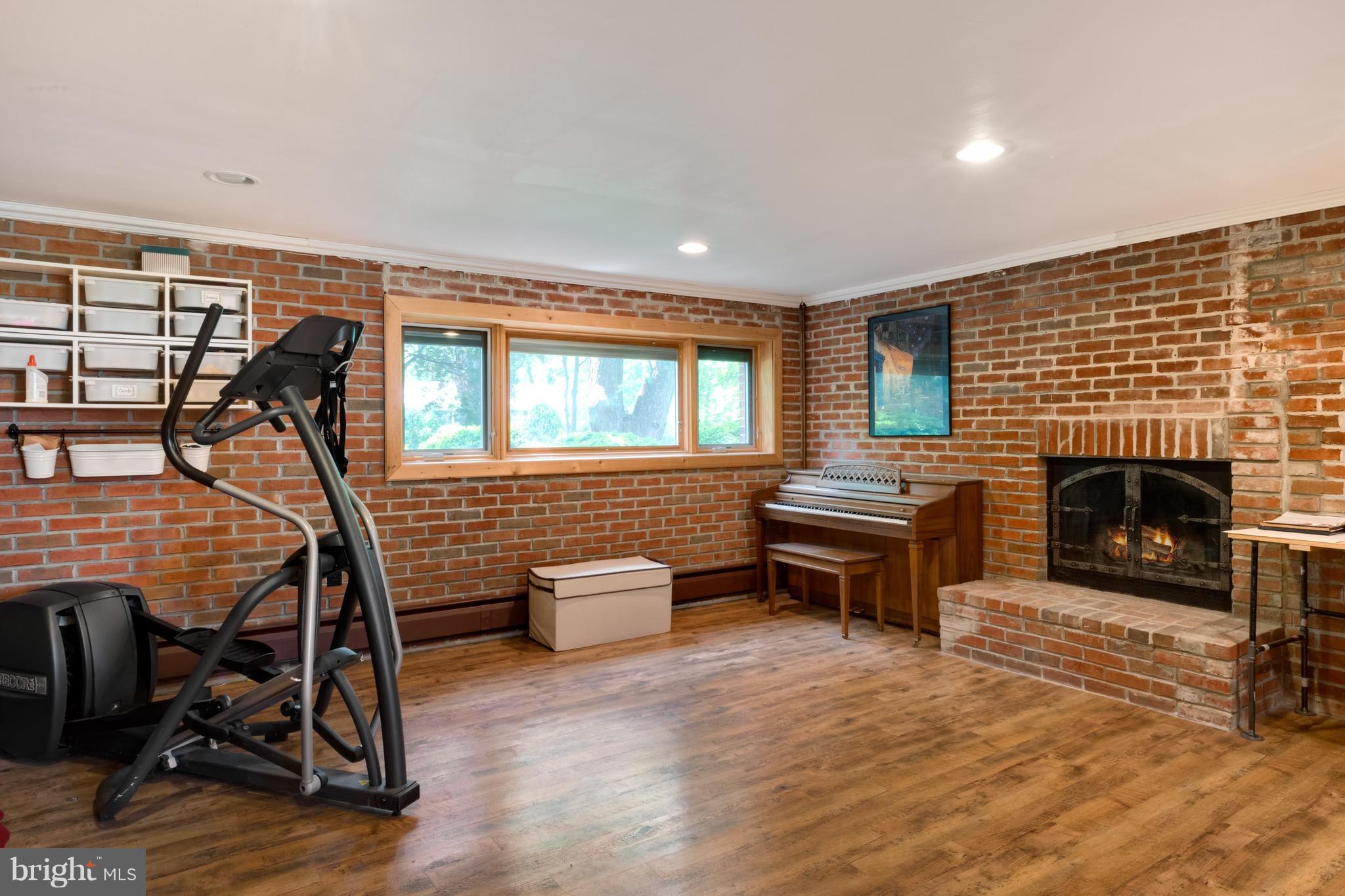 LOCH HAVEN BEACH - Residential