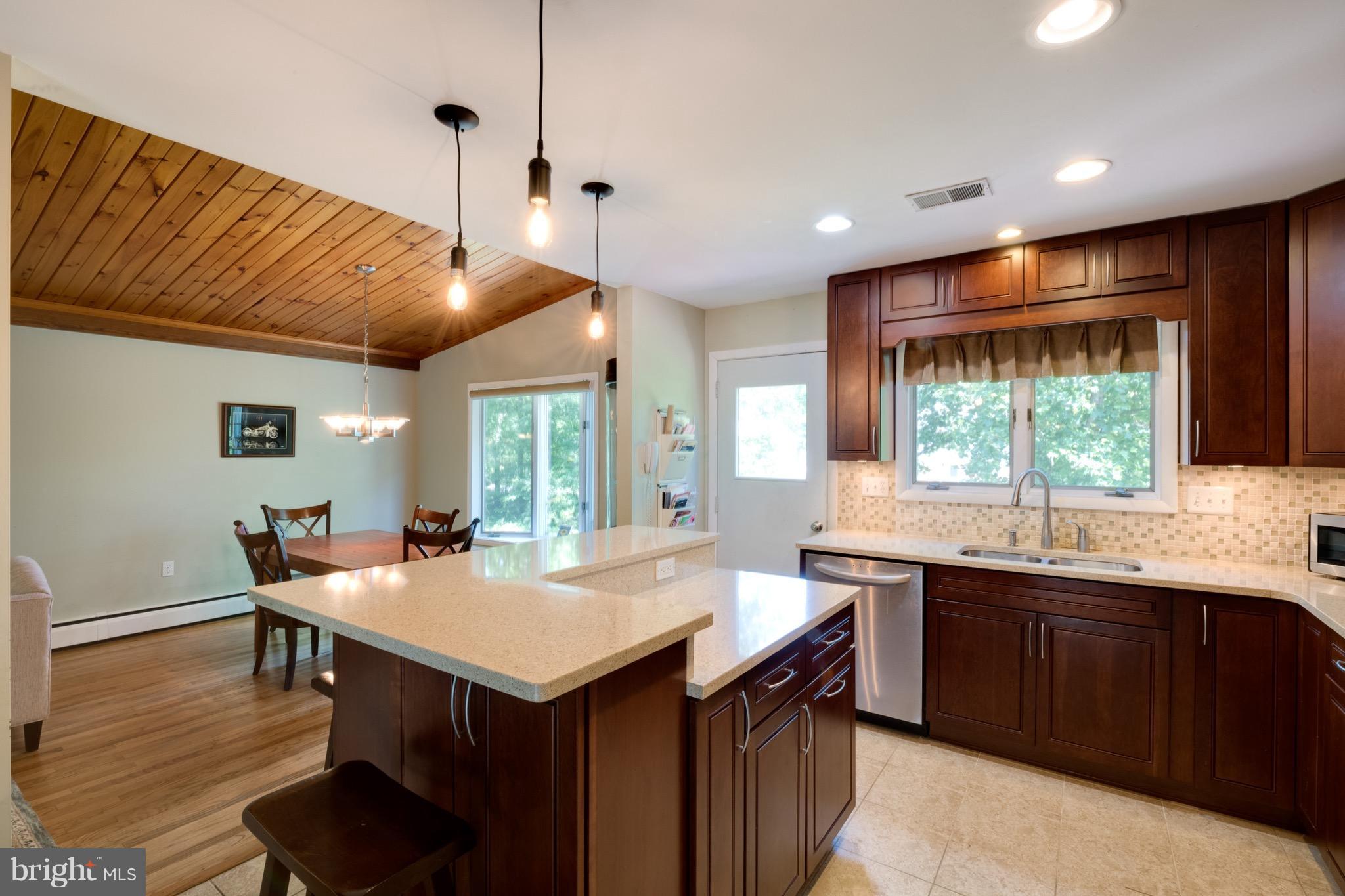 LOCH HAVEN BEACH - Residential