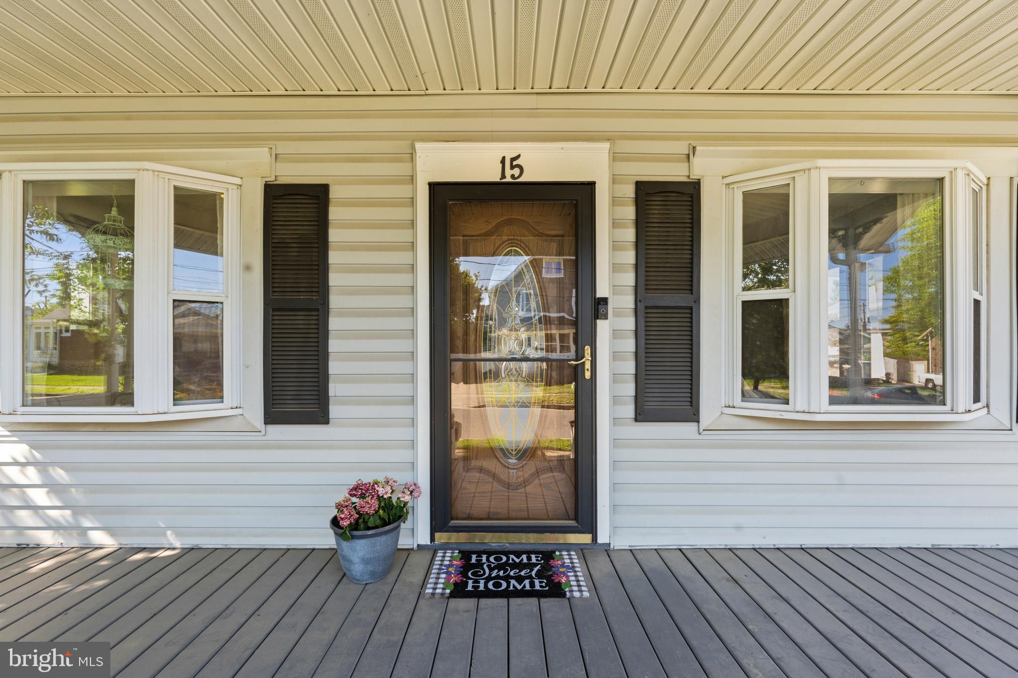 15 ELMHURST PLACE