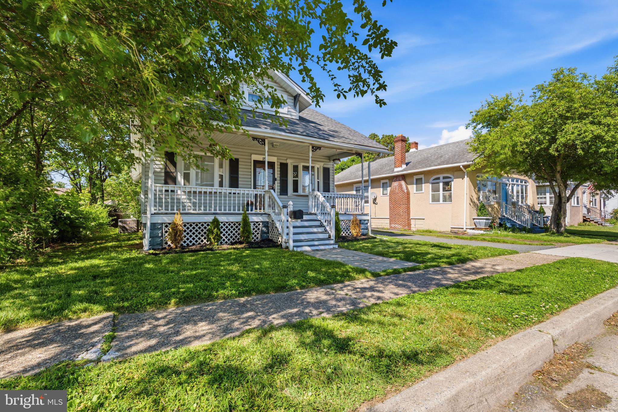 15 ELMHURST PLACE