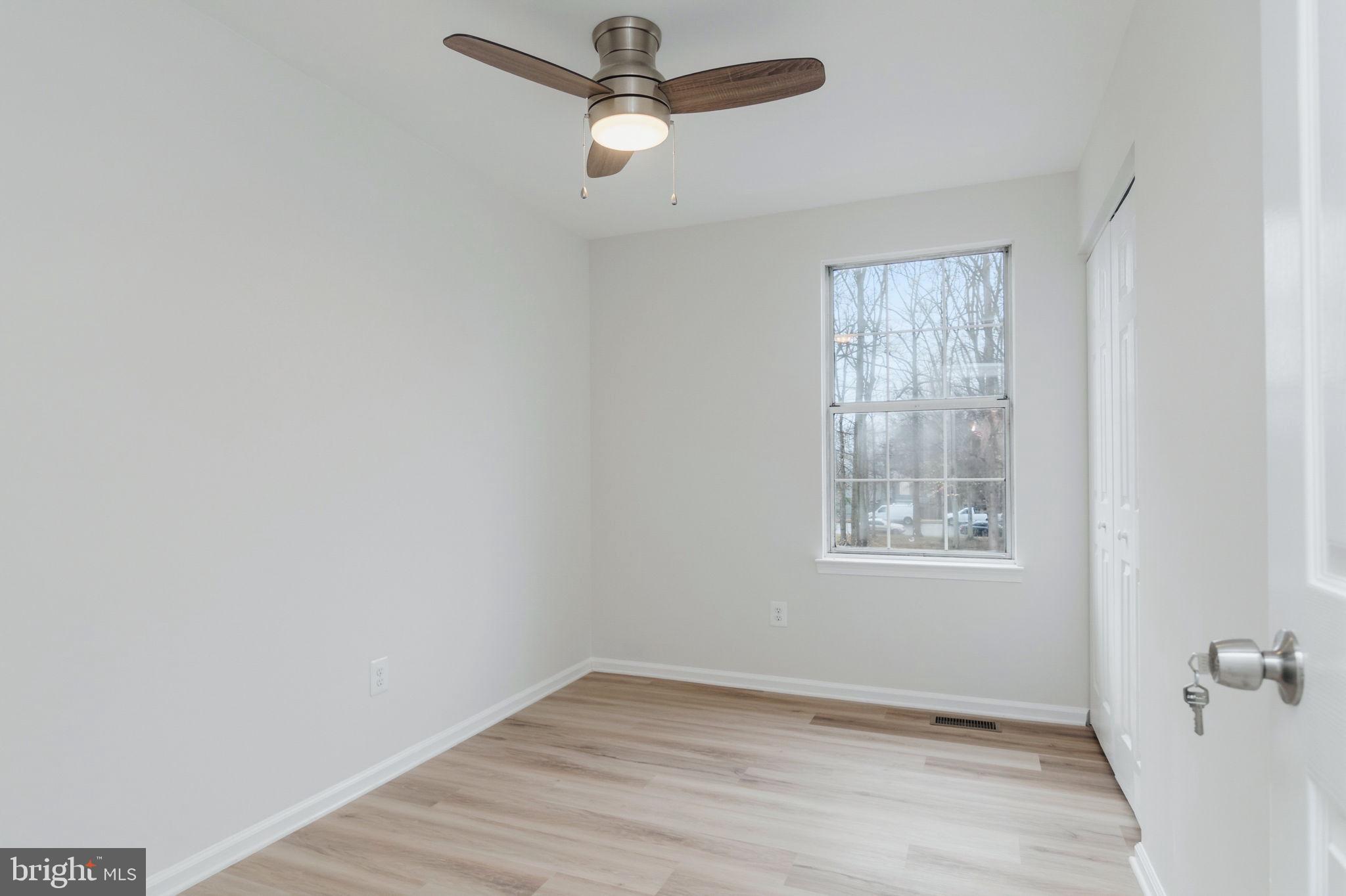 LONDON TOWN WEST - Residential