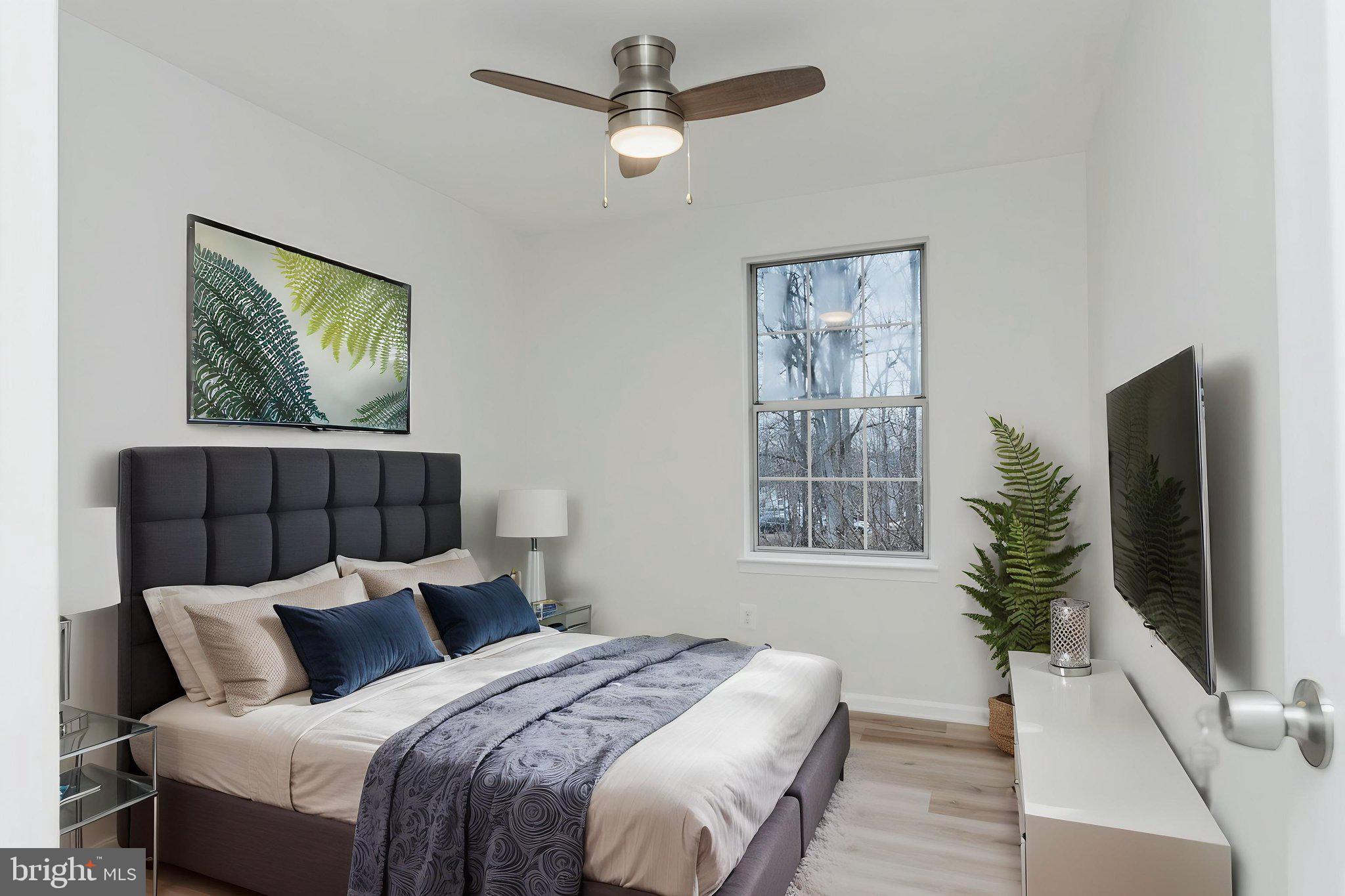 LONDON TOWN WEST - Residential