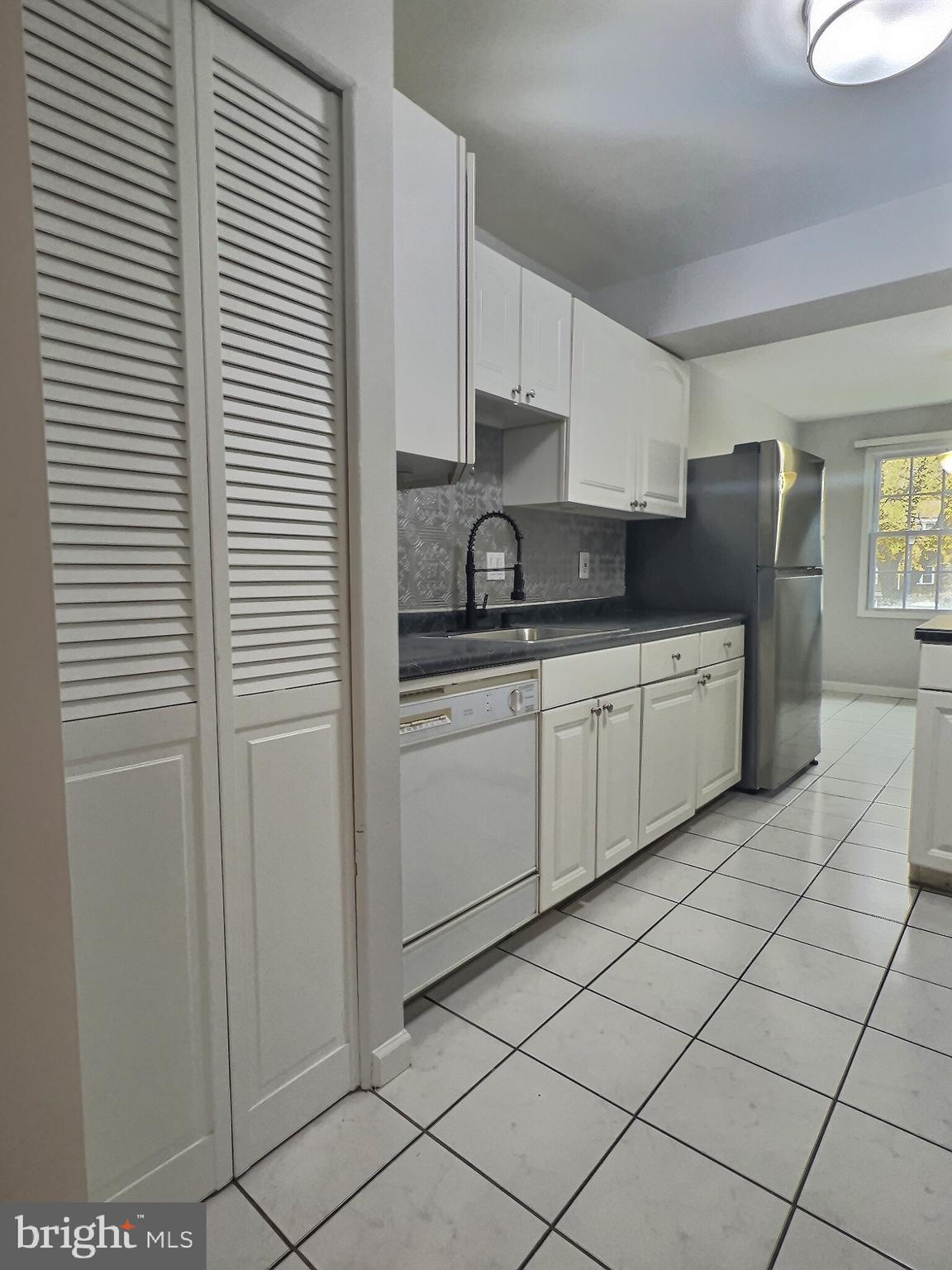 ECHO DALE - Residential Lease