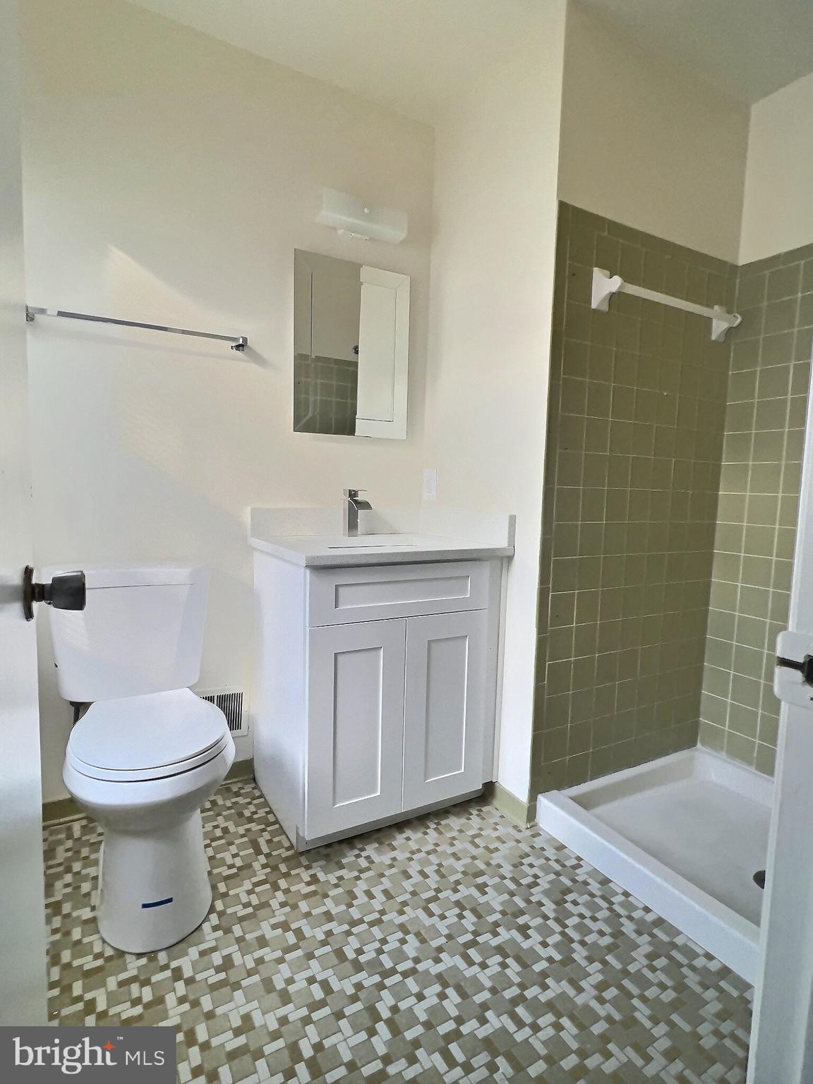 ECHO DALE - Residential Lease