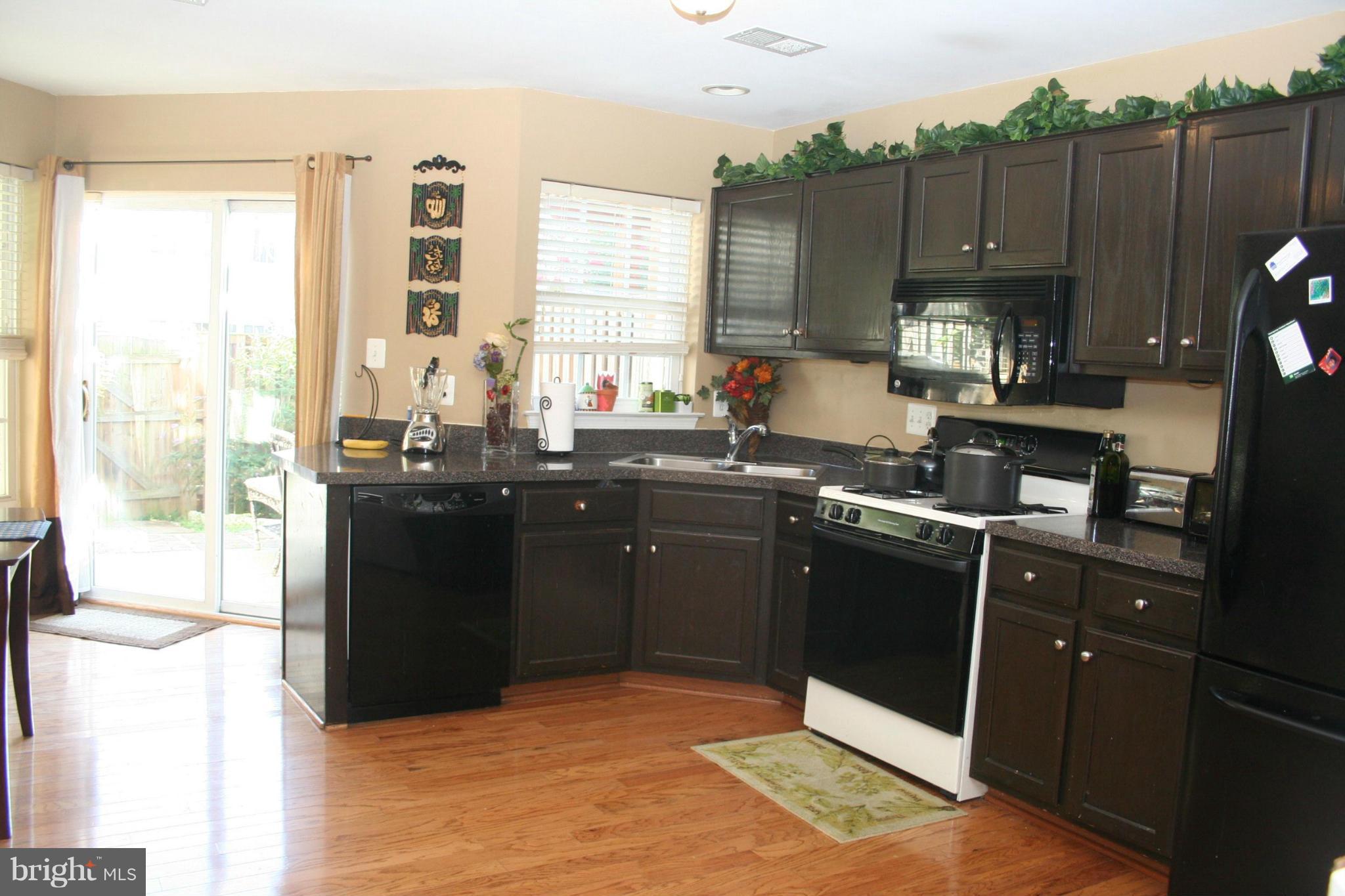 KINGSBROOKE - Residential Lease