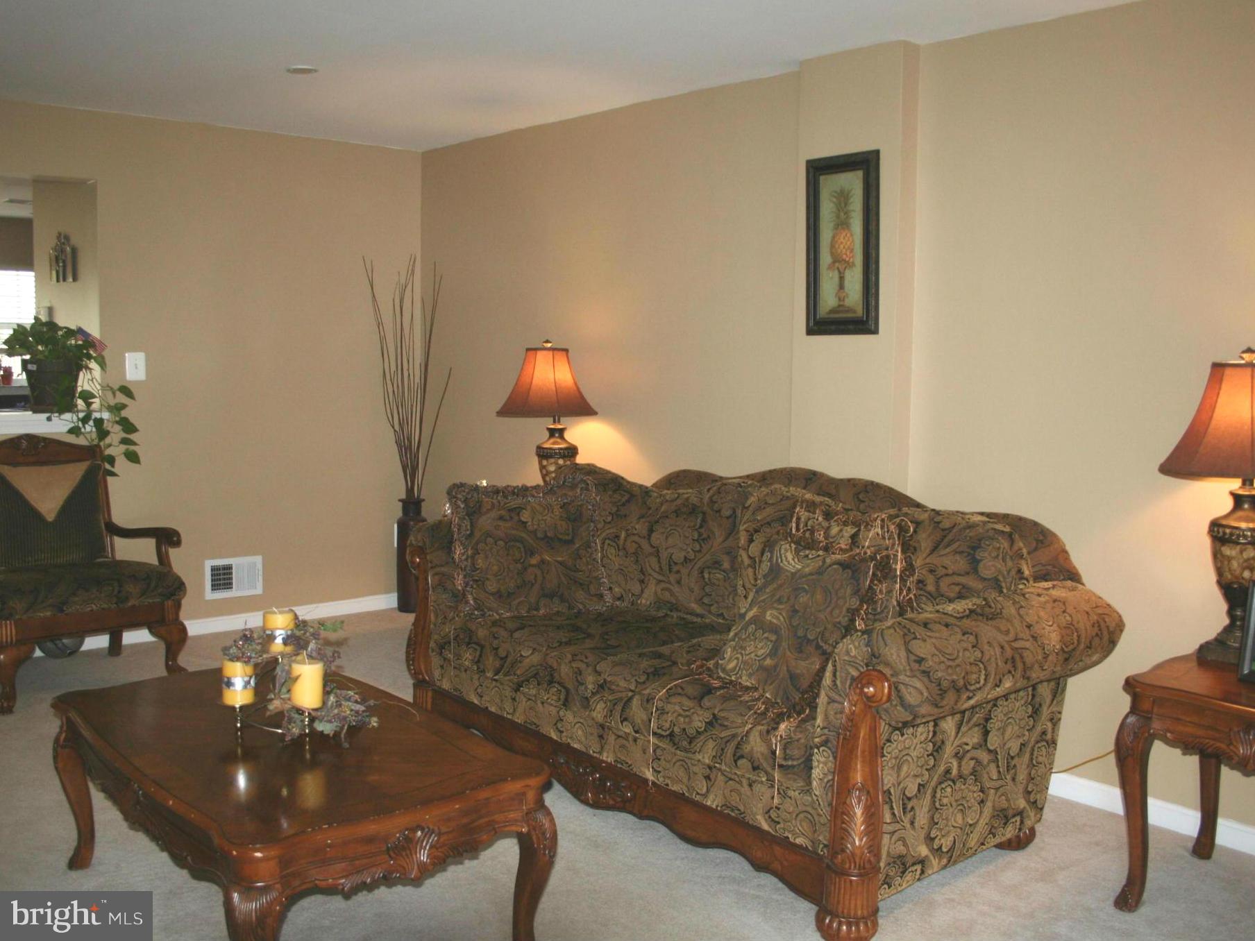 KINGSBROOKE - Residential Lease