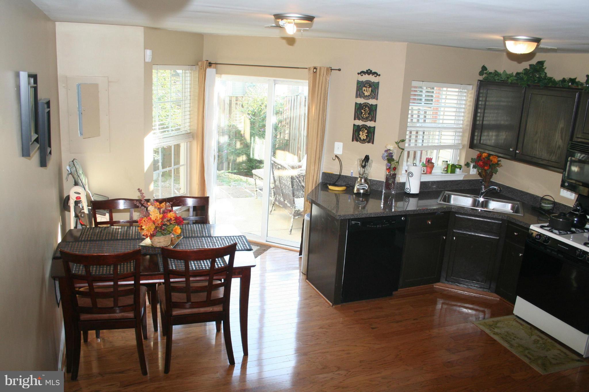 KINGSBROOKE - Residential Lease