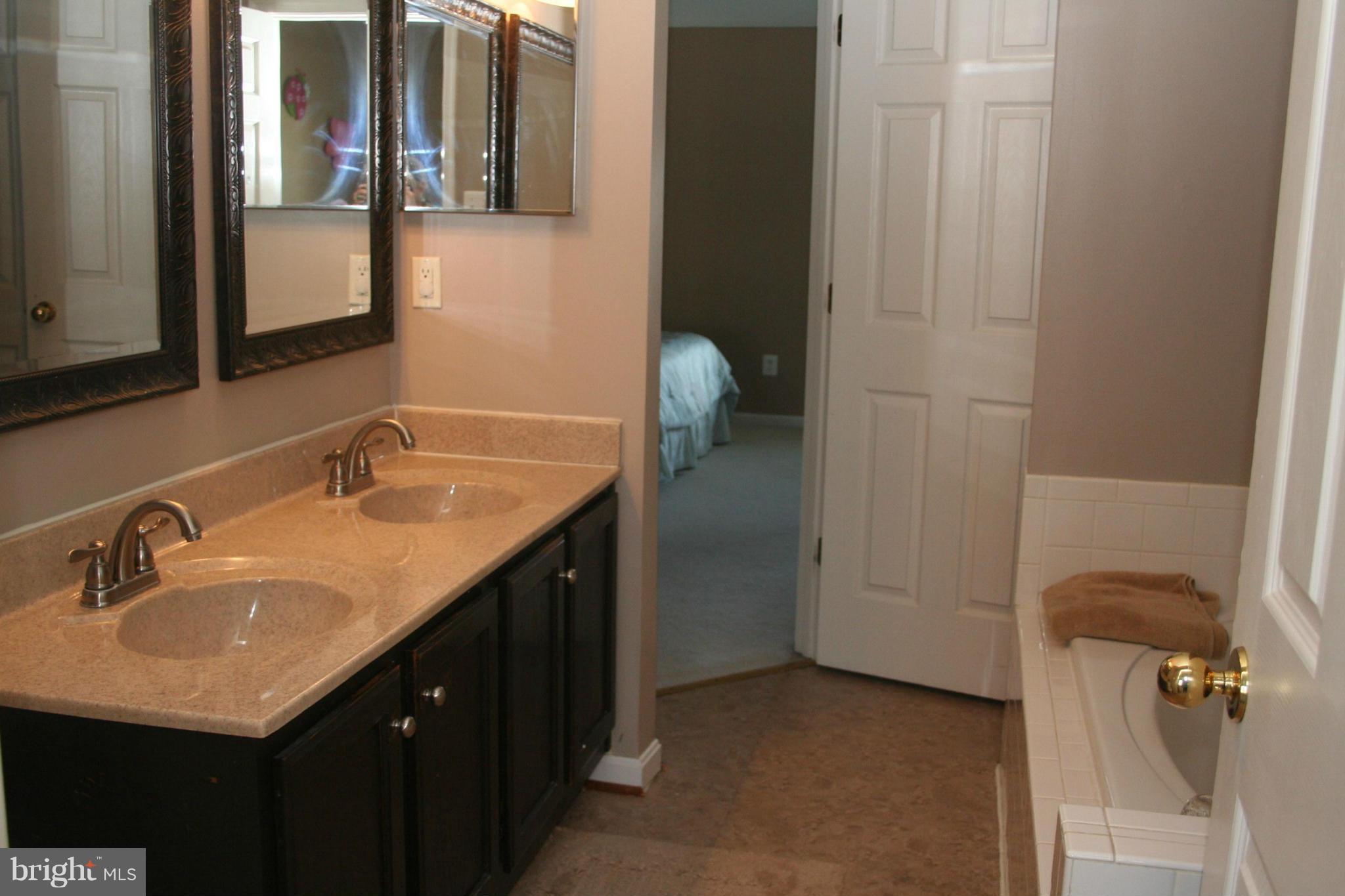 KINGSBROOKE - Residential Lease