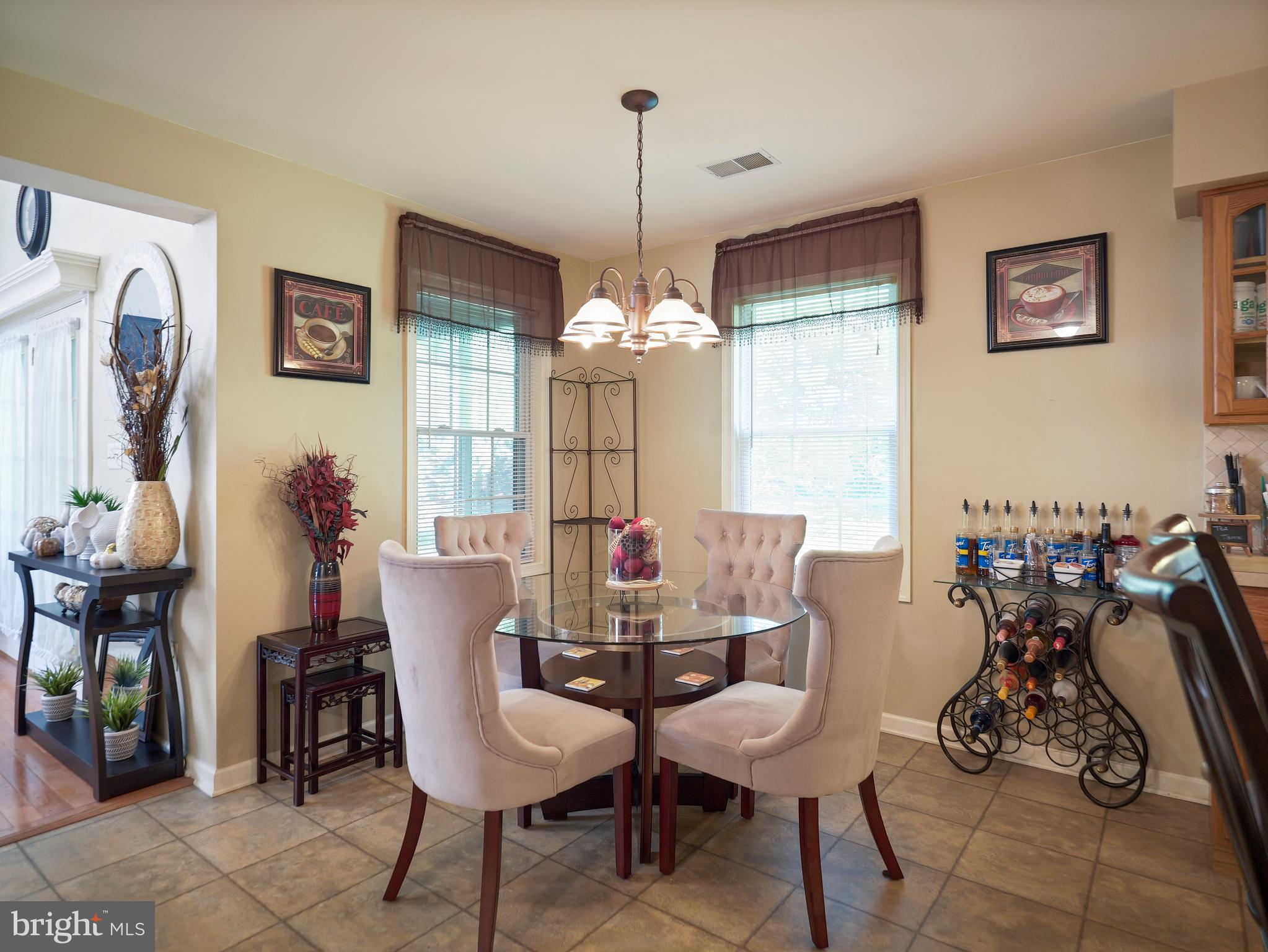 KINGS CREST - Residential