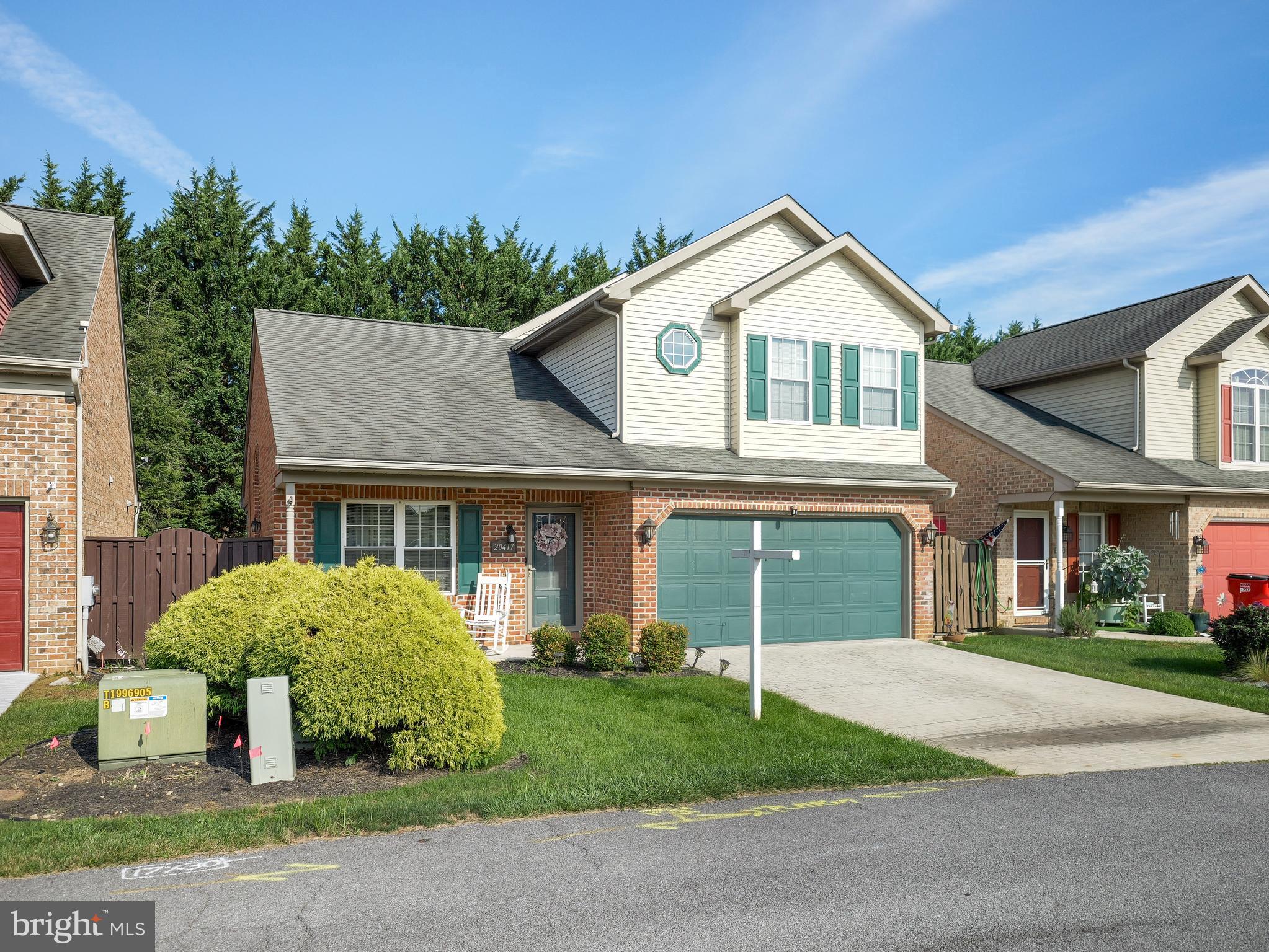 KINGS CREST - Residential