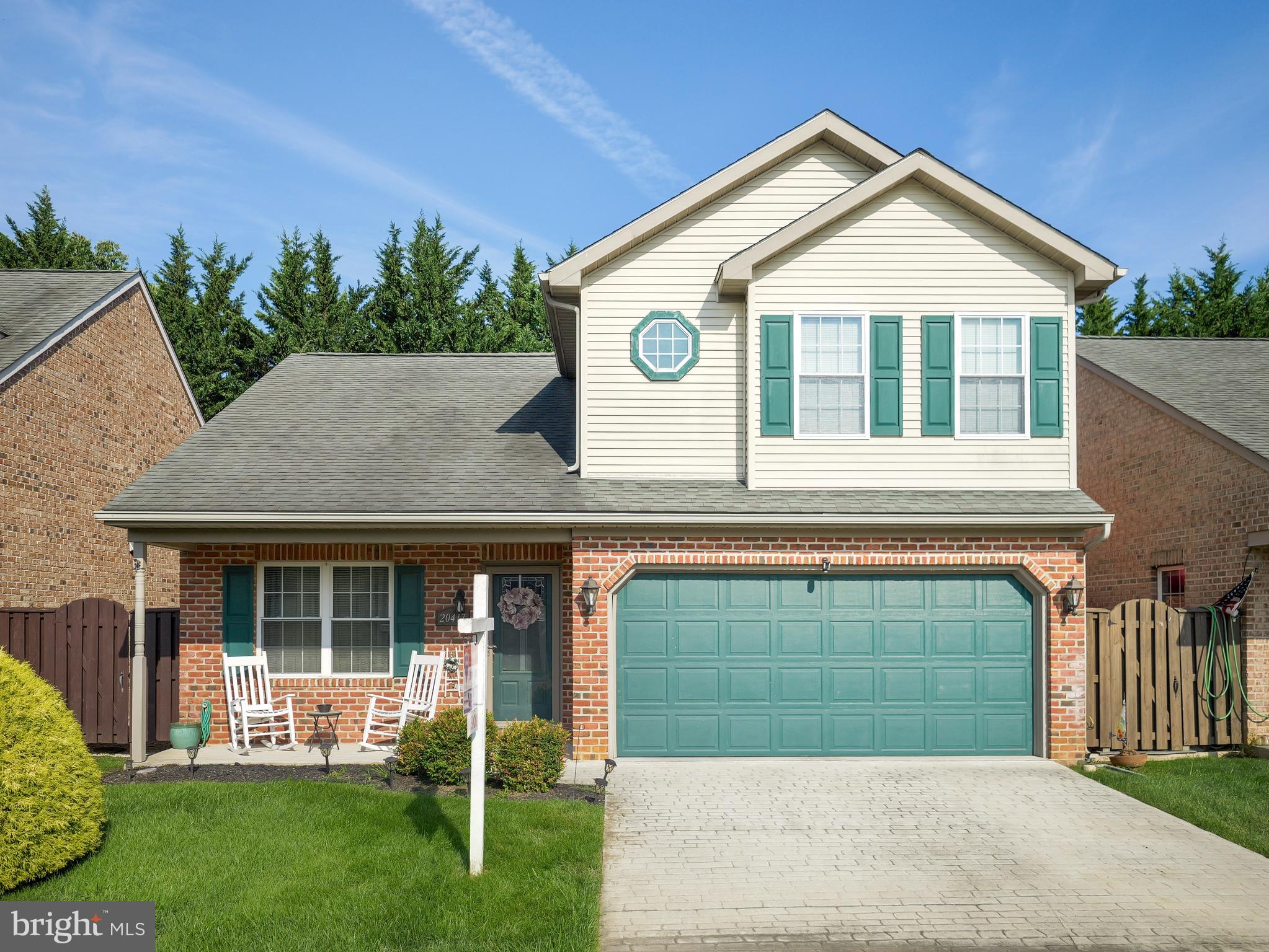 KINGS CREST - Residential