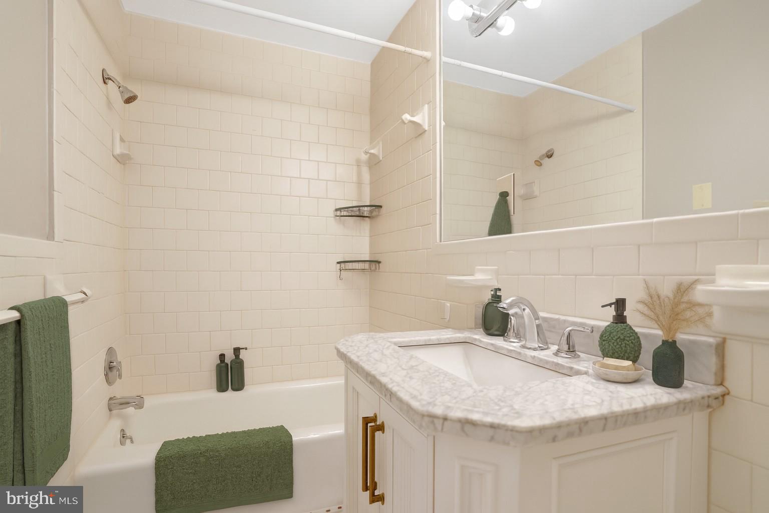 LYON PARK - Residential