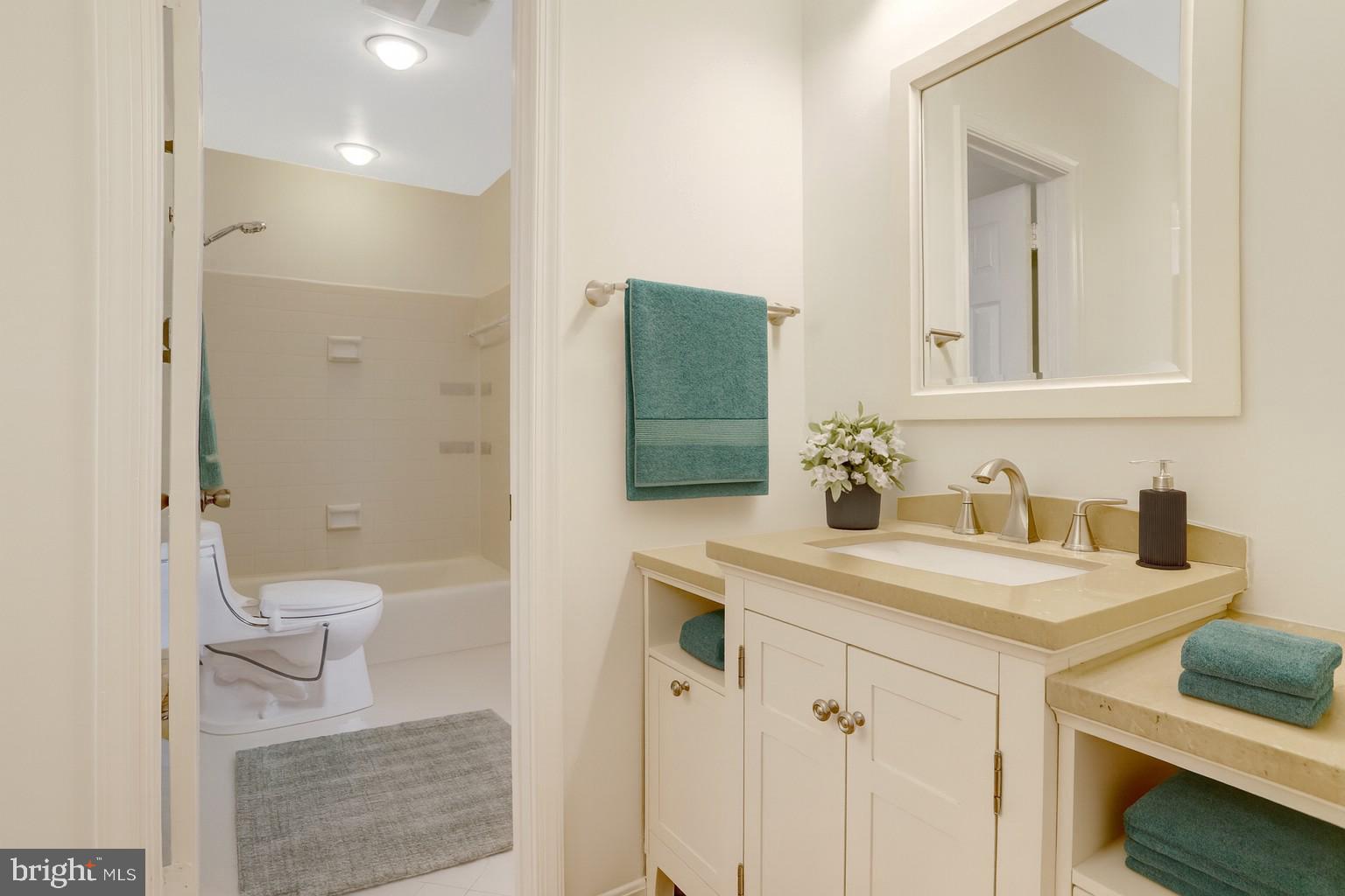 LYON PARK - Residential