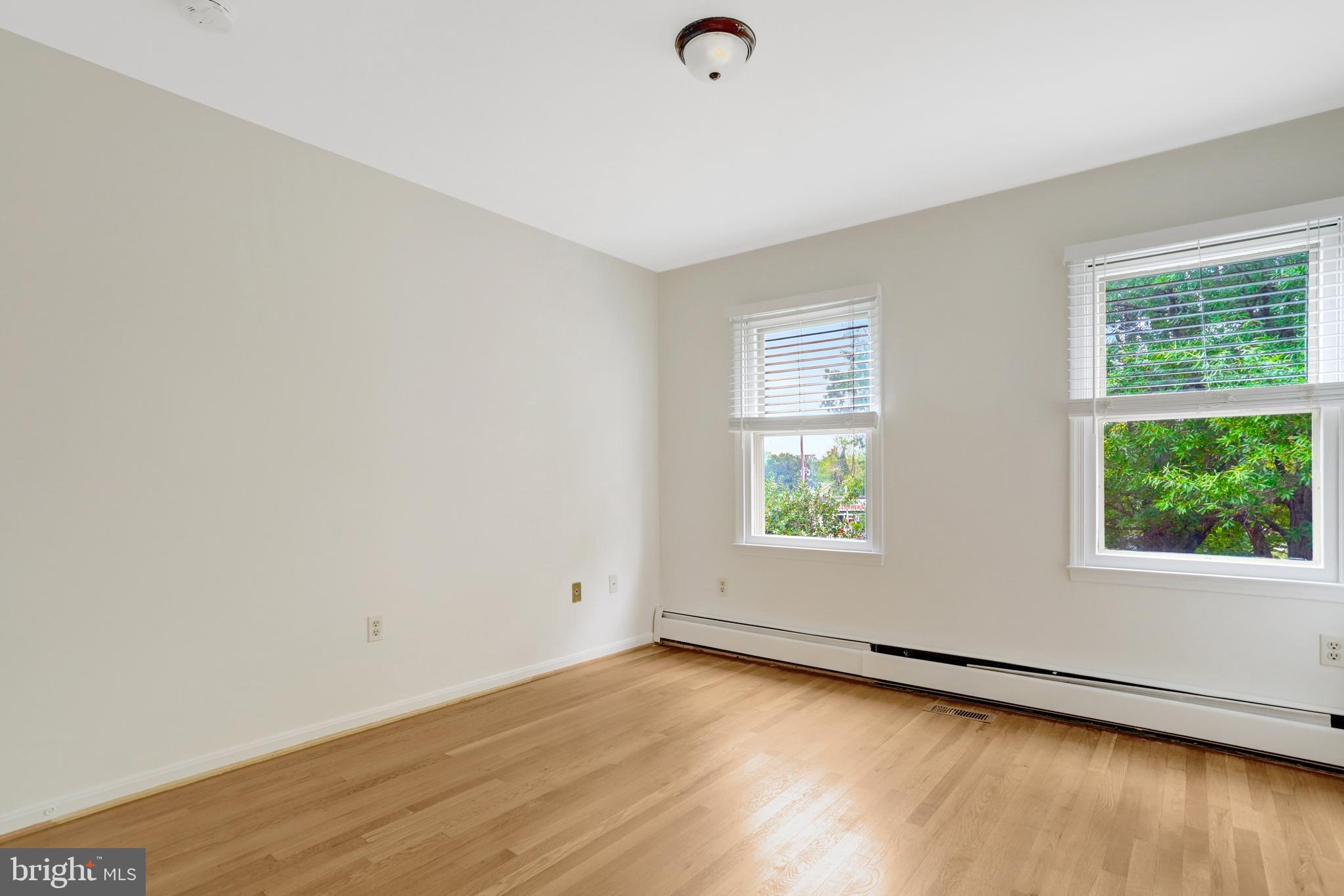 LYON PARK - Residential