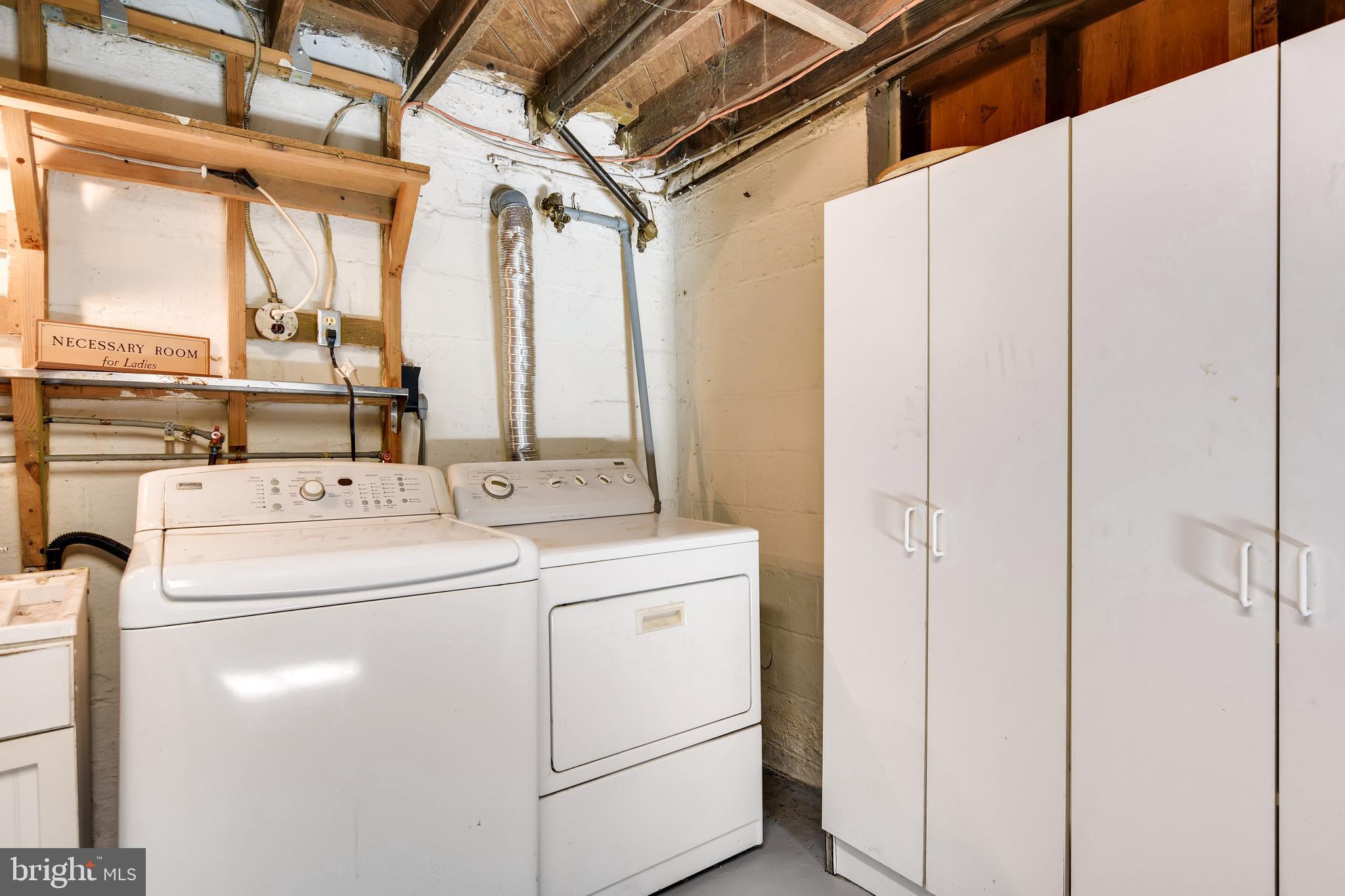 ELMWOOD - Residential