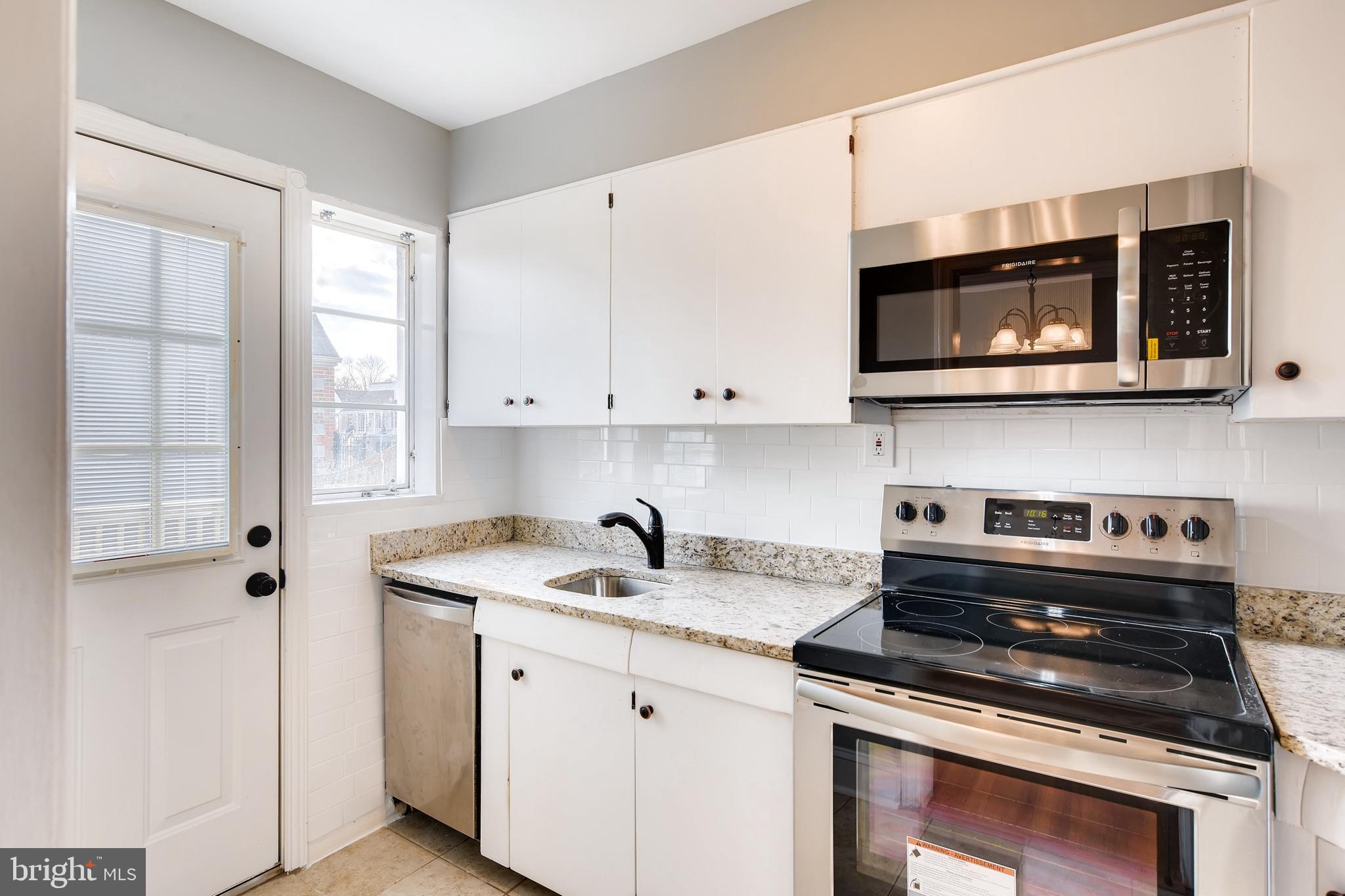 ELMWOOD - Residential