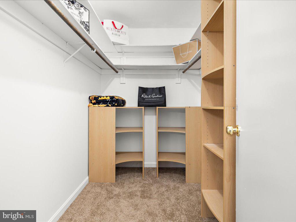 WILSHIRE - Residential