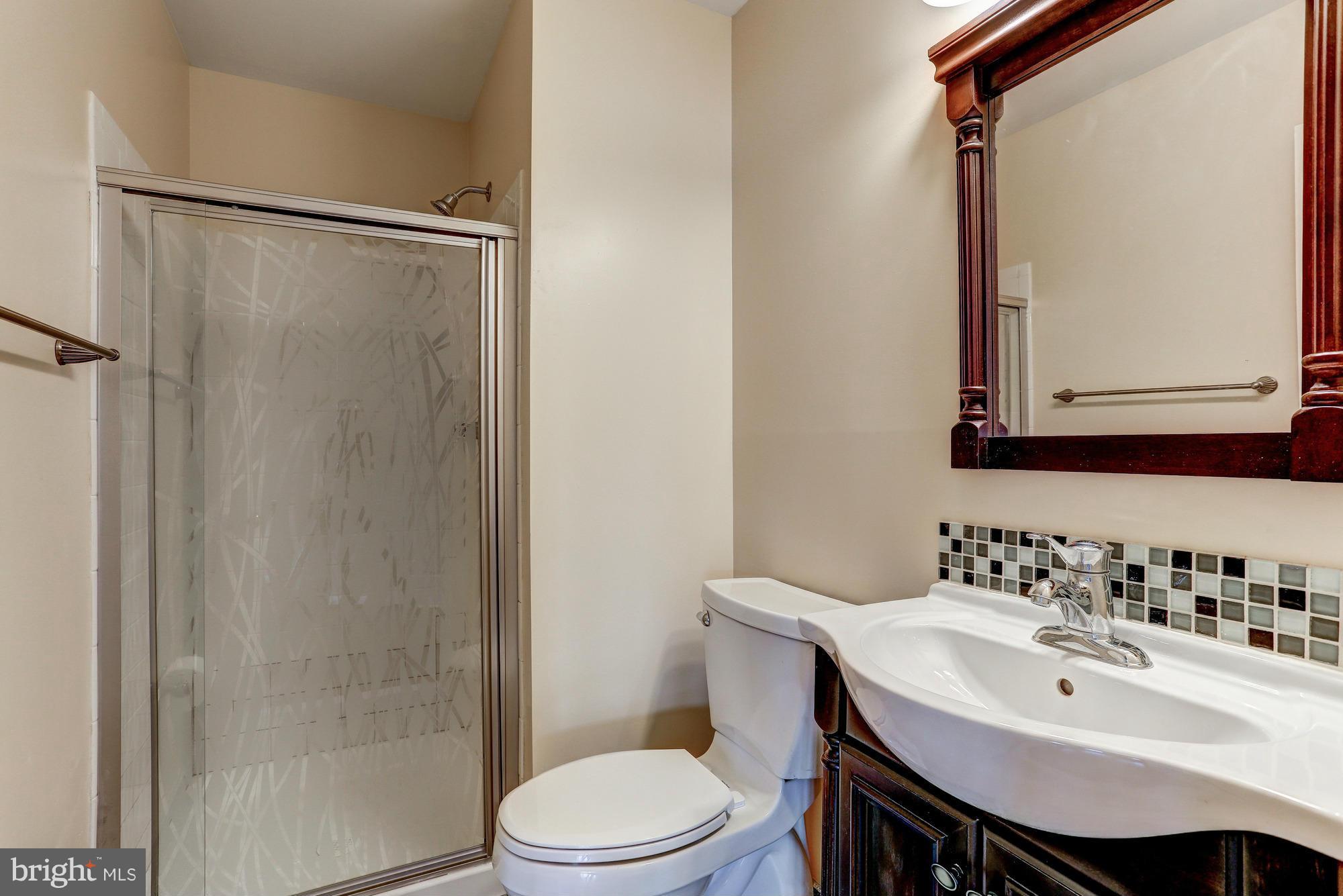 BLOOMS CROSSING - Residential