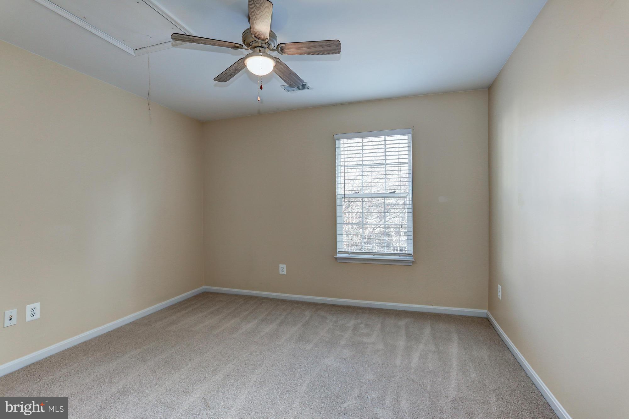 BLOOMS CROSSING - Residential