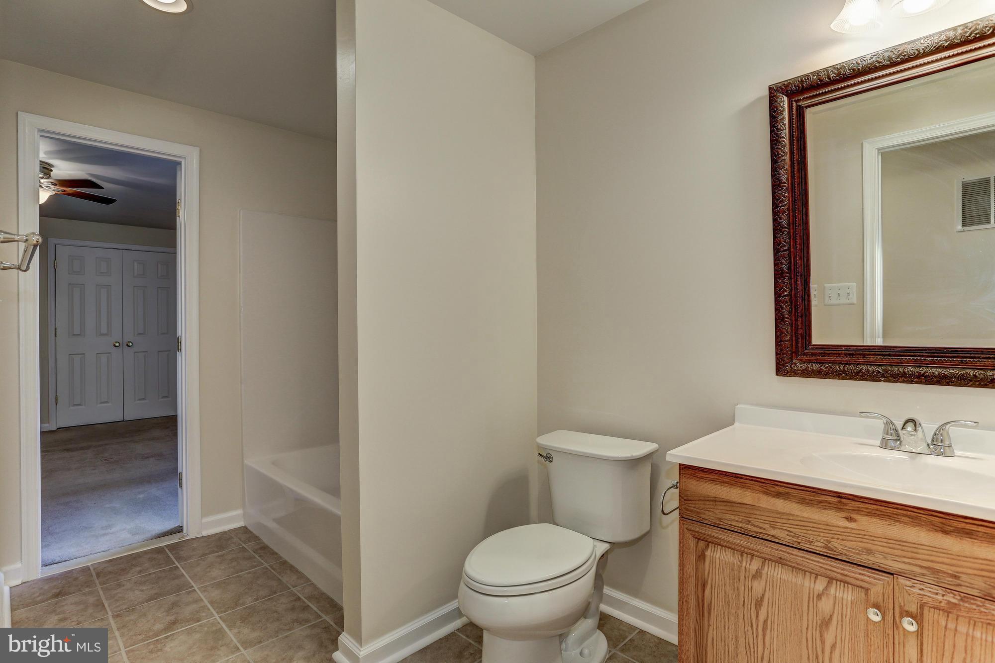 BLOOMS CROSSING - Residential