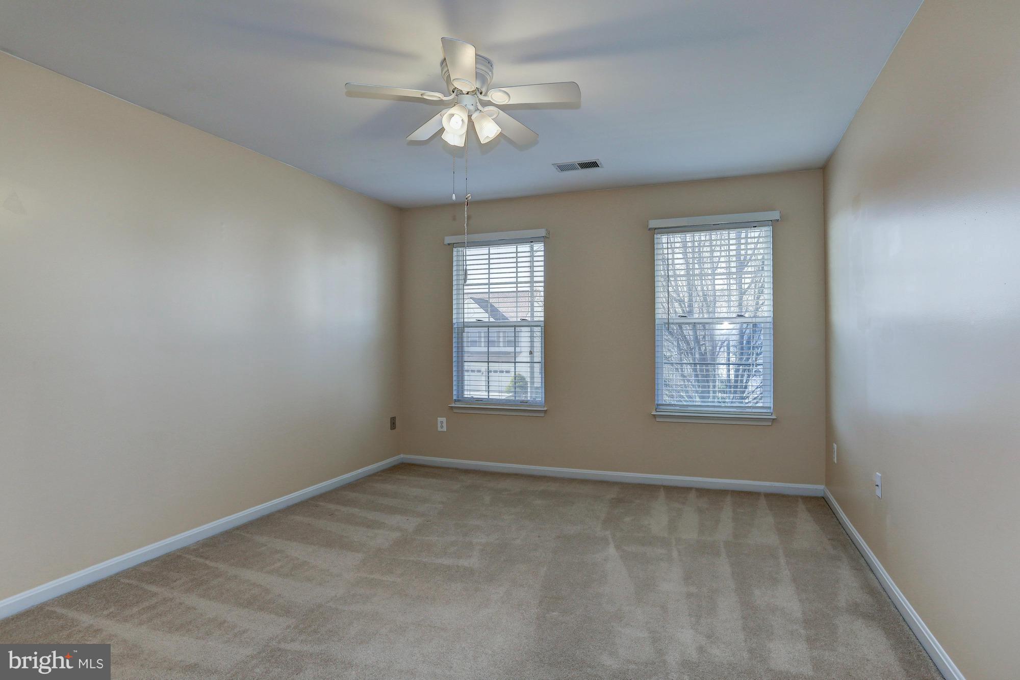 BLOOMS CROSSING - Residential