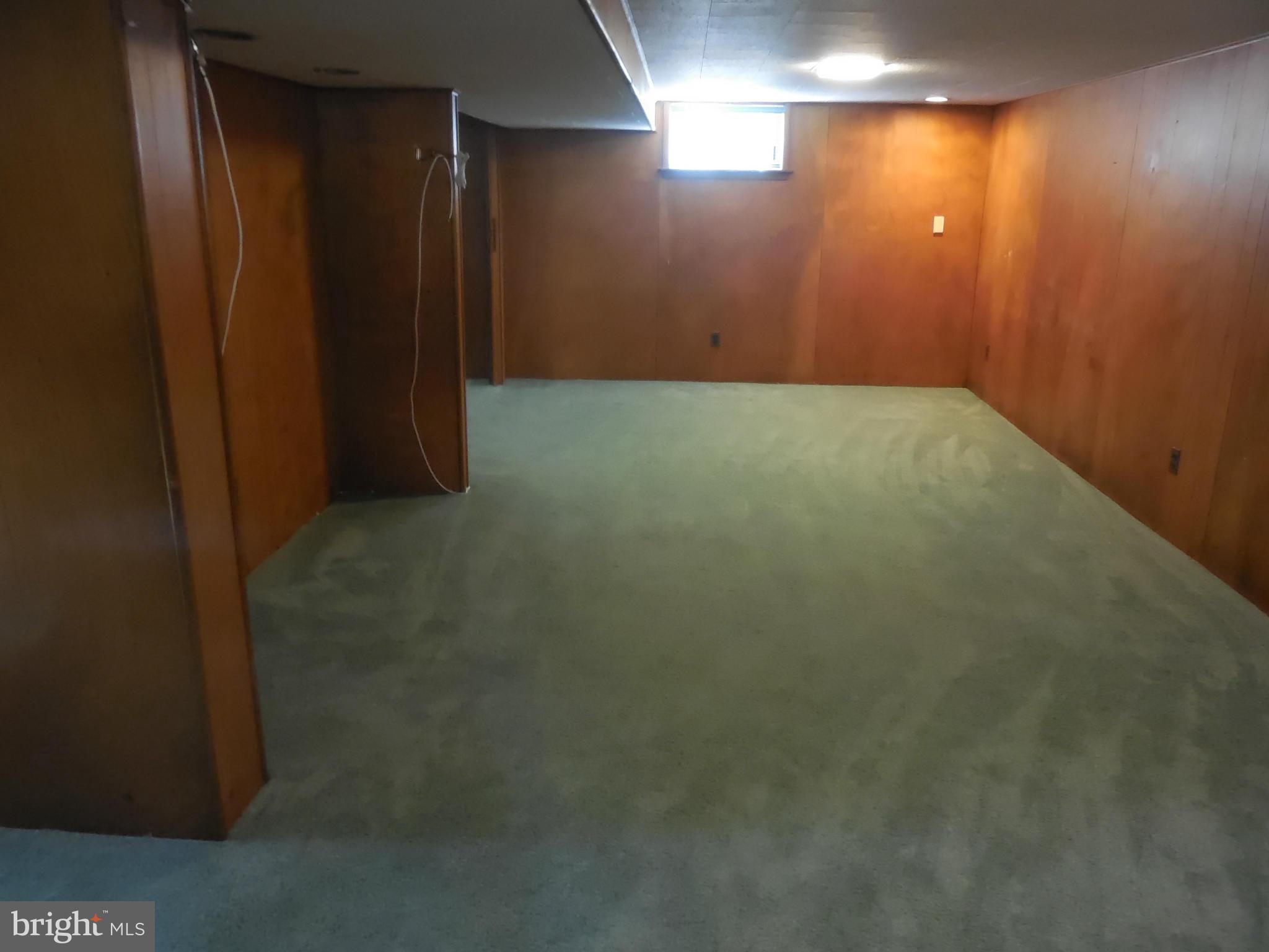 RANDOLPH HILLS - Residential Lease