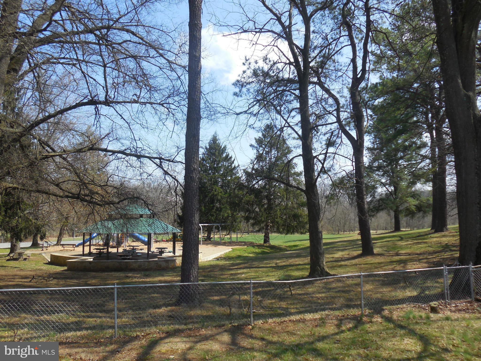 RANDOLPH HILLS - Residential Lease