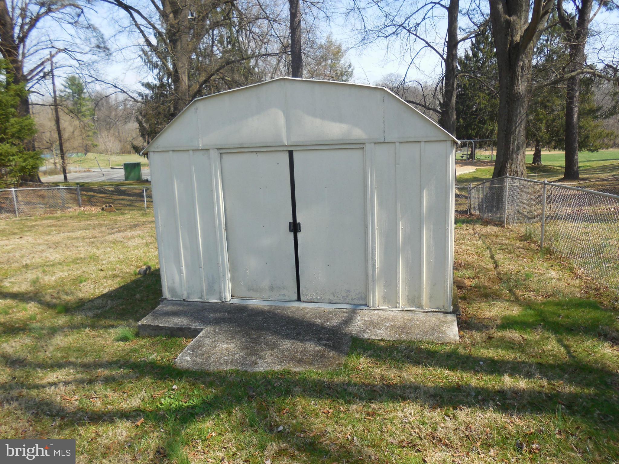 RANDOLPH HILLS - Residential Lease