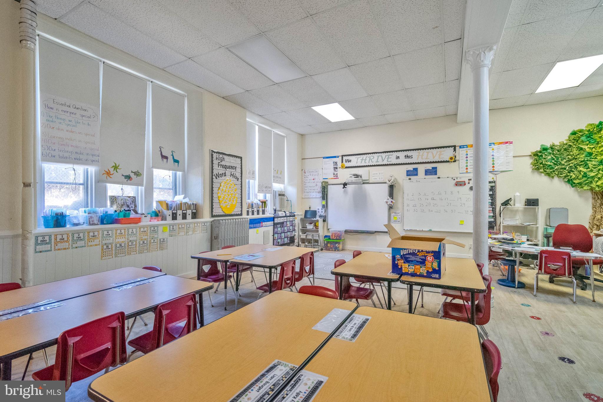 SPRUCE HILL - Commercial Sale