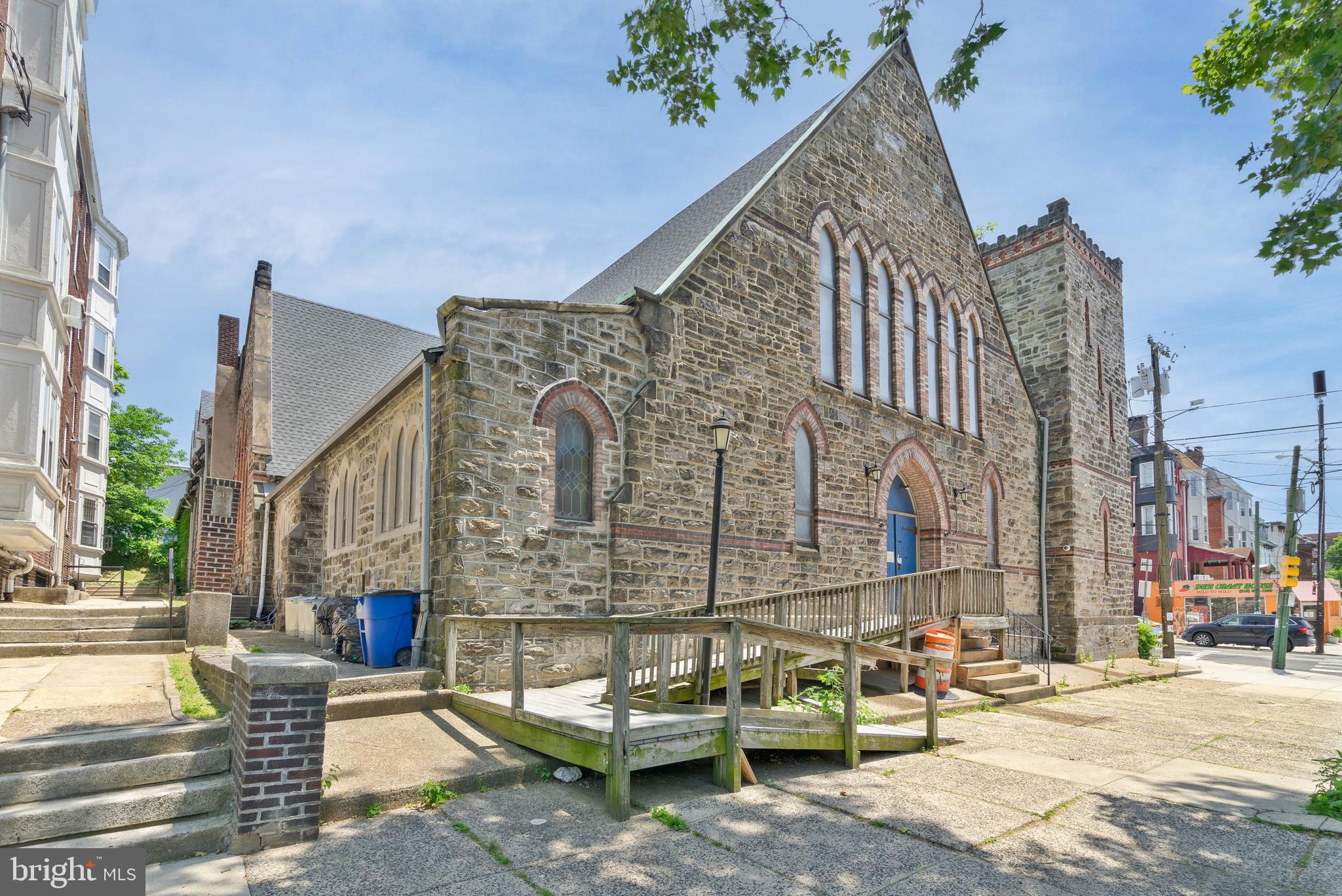 SPRUCE HILL - Commercial Sale