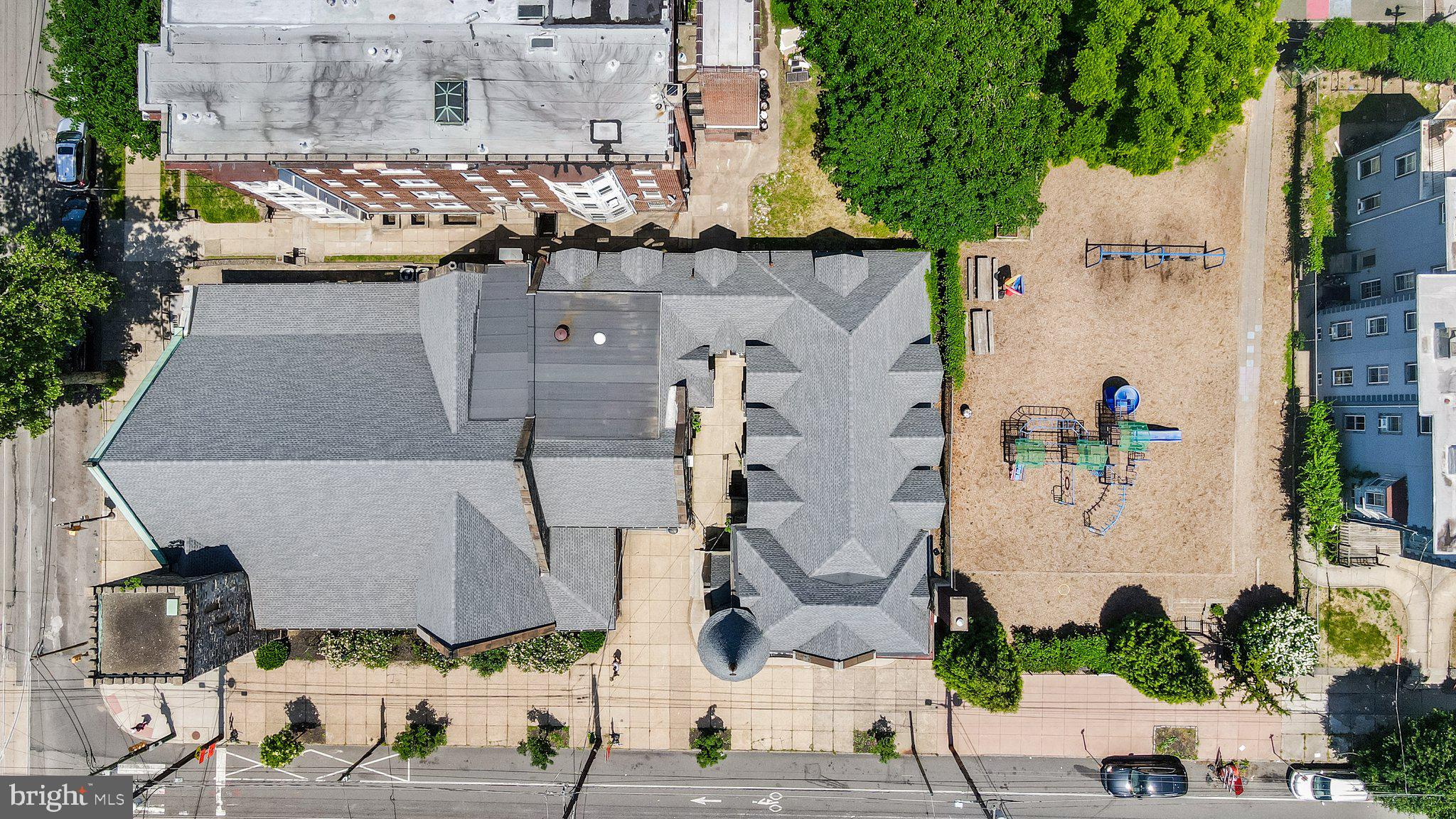 SPRUCE HILL - Commercial Sale