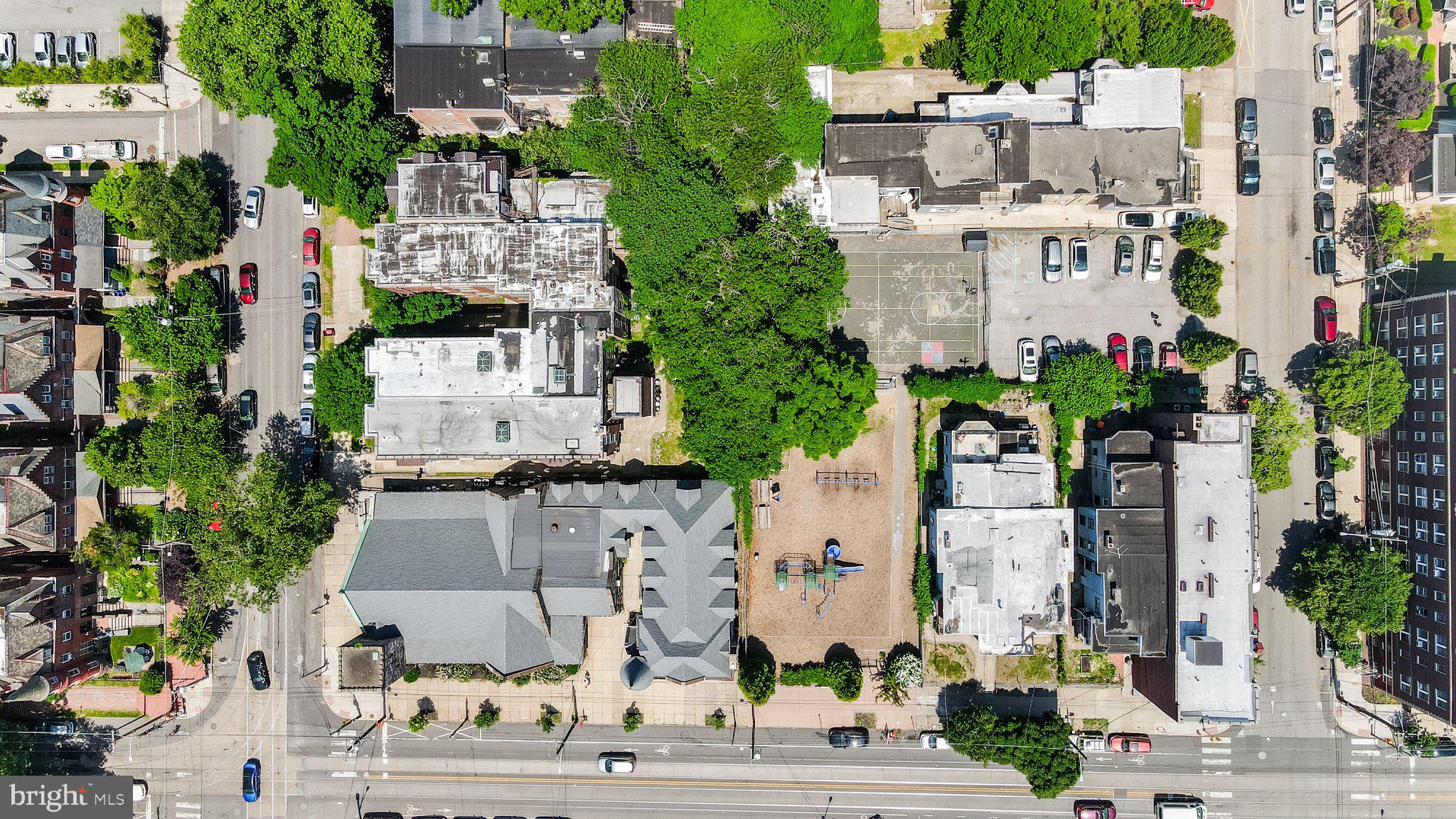 SPRUCE HILL - Commercial Sale